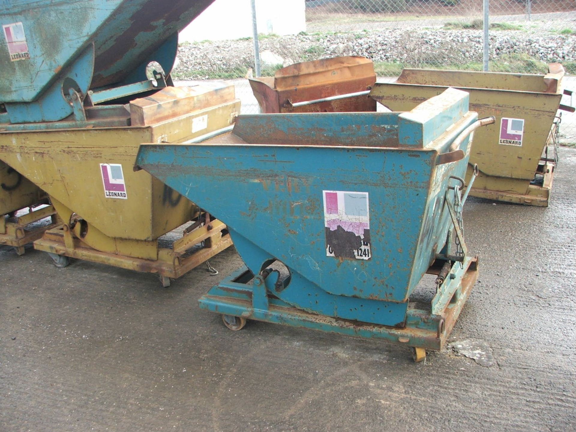2 X FORKLIFT TIPPING SKIPS REQUIRE SMALL REPAIR