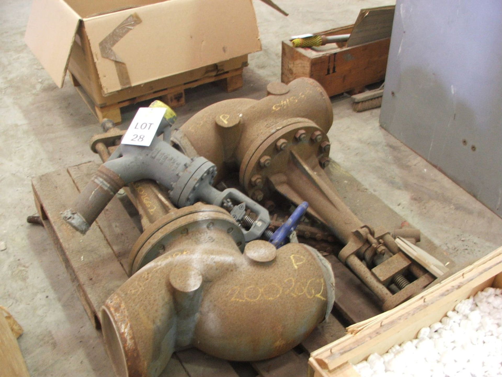 QTY OF VARIOUS LARGE GATE VALVES