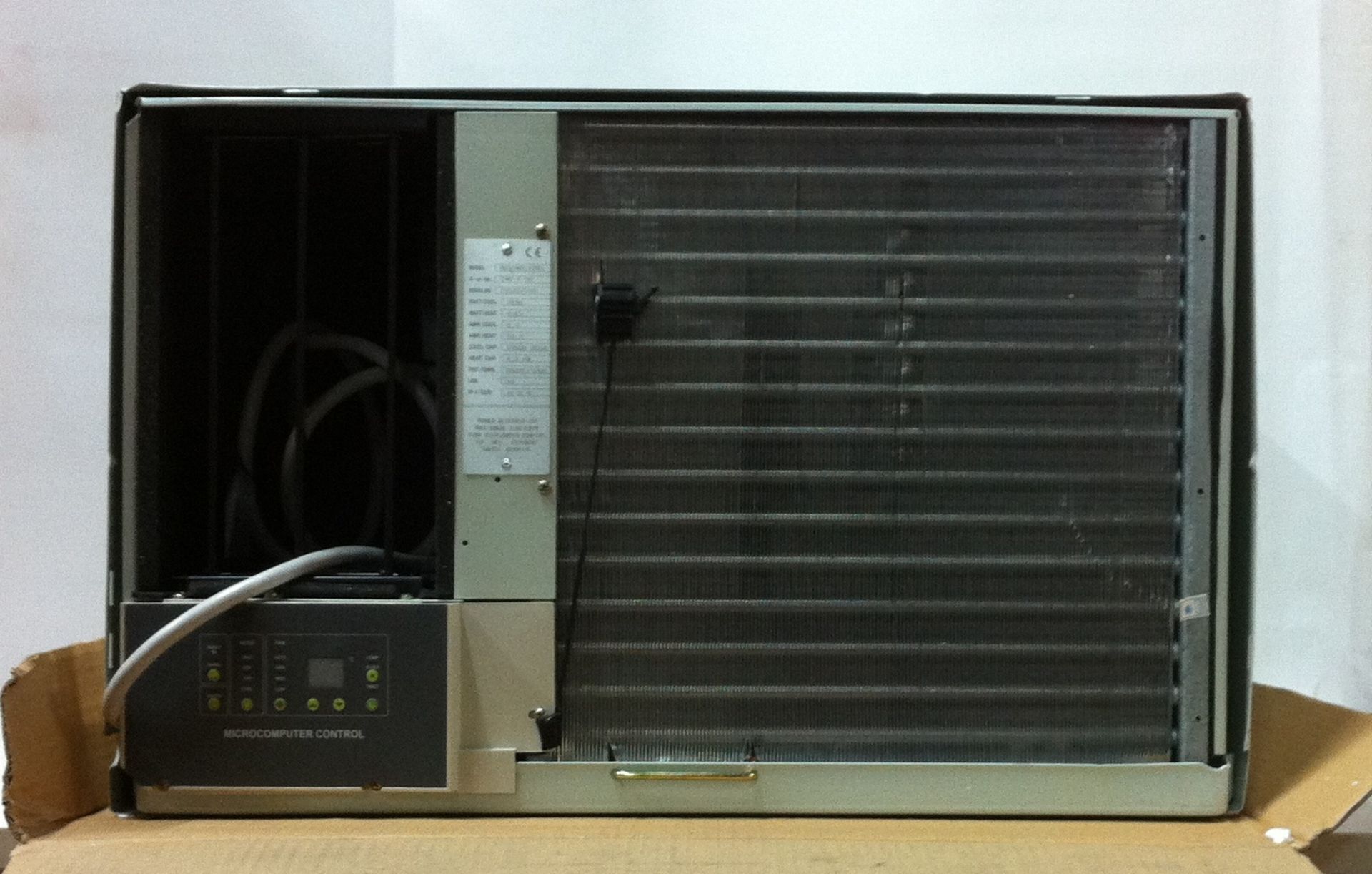 CrafftRoom Air Conditioning Unit - Image 2 of 3
