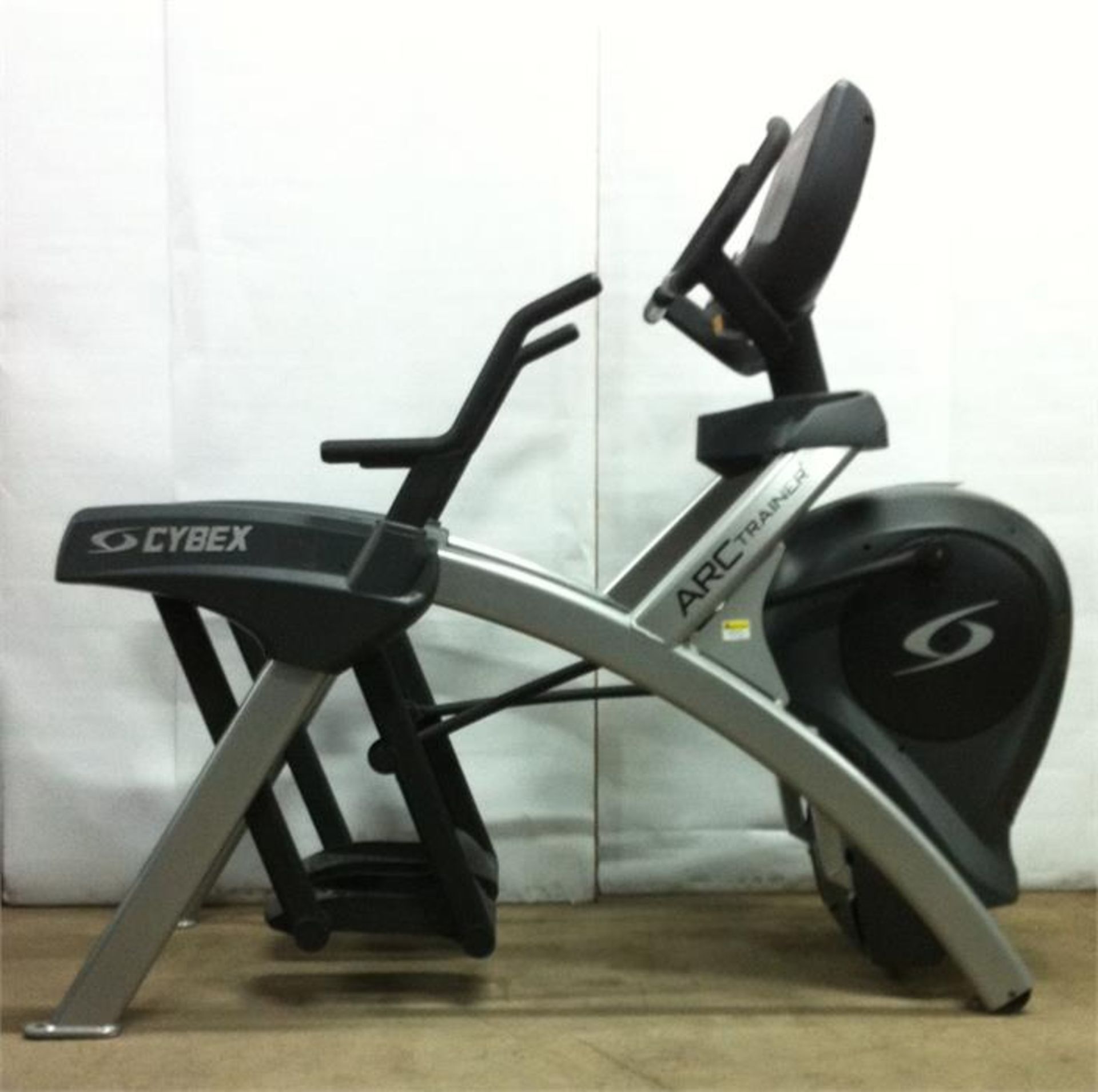 Cybex 625A Total Body Arc Trainer - Image 5 of 8