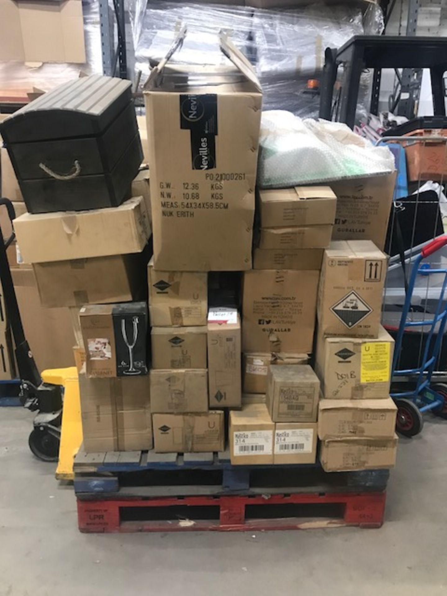 Pallet of Bar / Catering/ Restaurant supplies (Non- Food), as listing