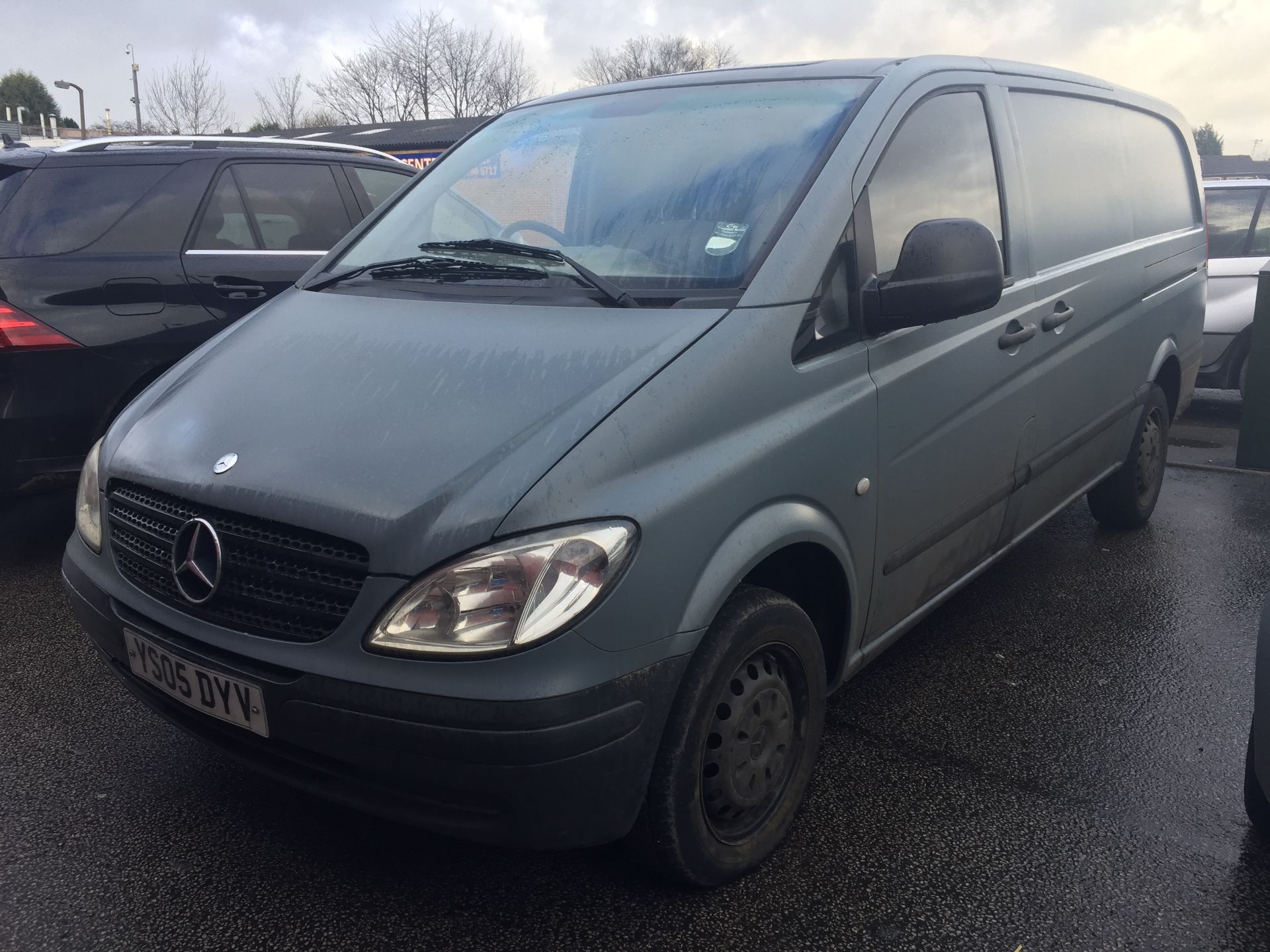 Mercedes-Benz Vito 2.1 111CDI Dualiner Basic Long Panel Van 5dr, Silver, Manual, Reg: YS05 DYV - Image 3 of 11