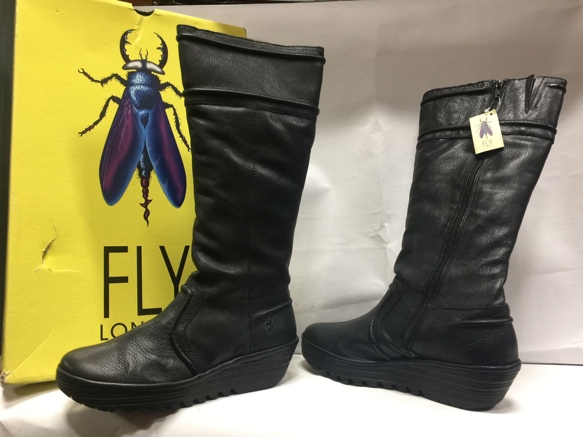 5 x Fly London Women's Boots Mixed Sizes, Styles and Colours Size Ranging EU 39 - EU 42 - Customer R - Image 2 of 4