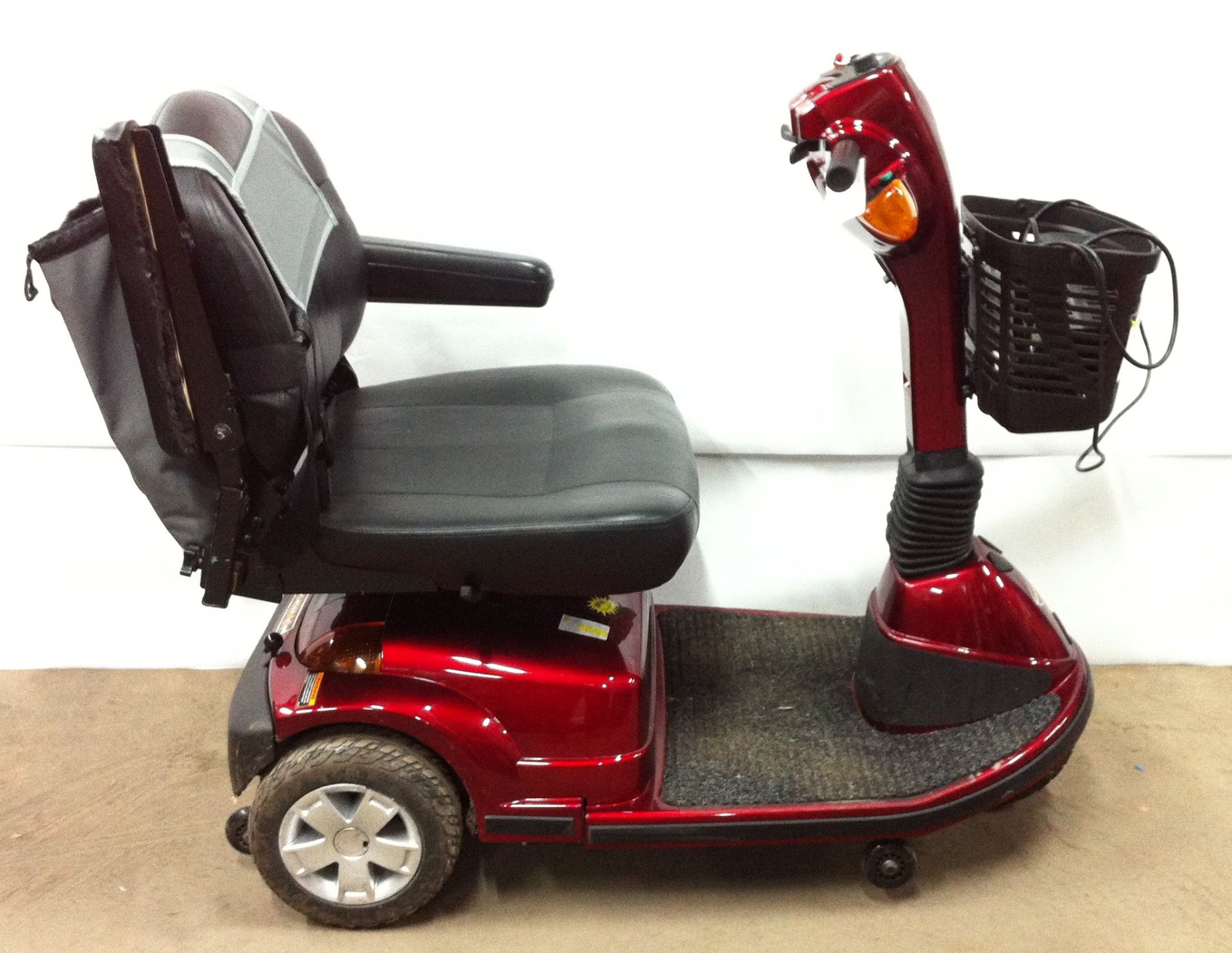 Maxima mobility scooter