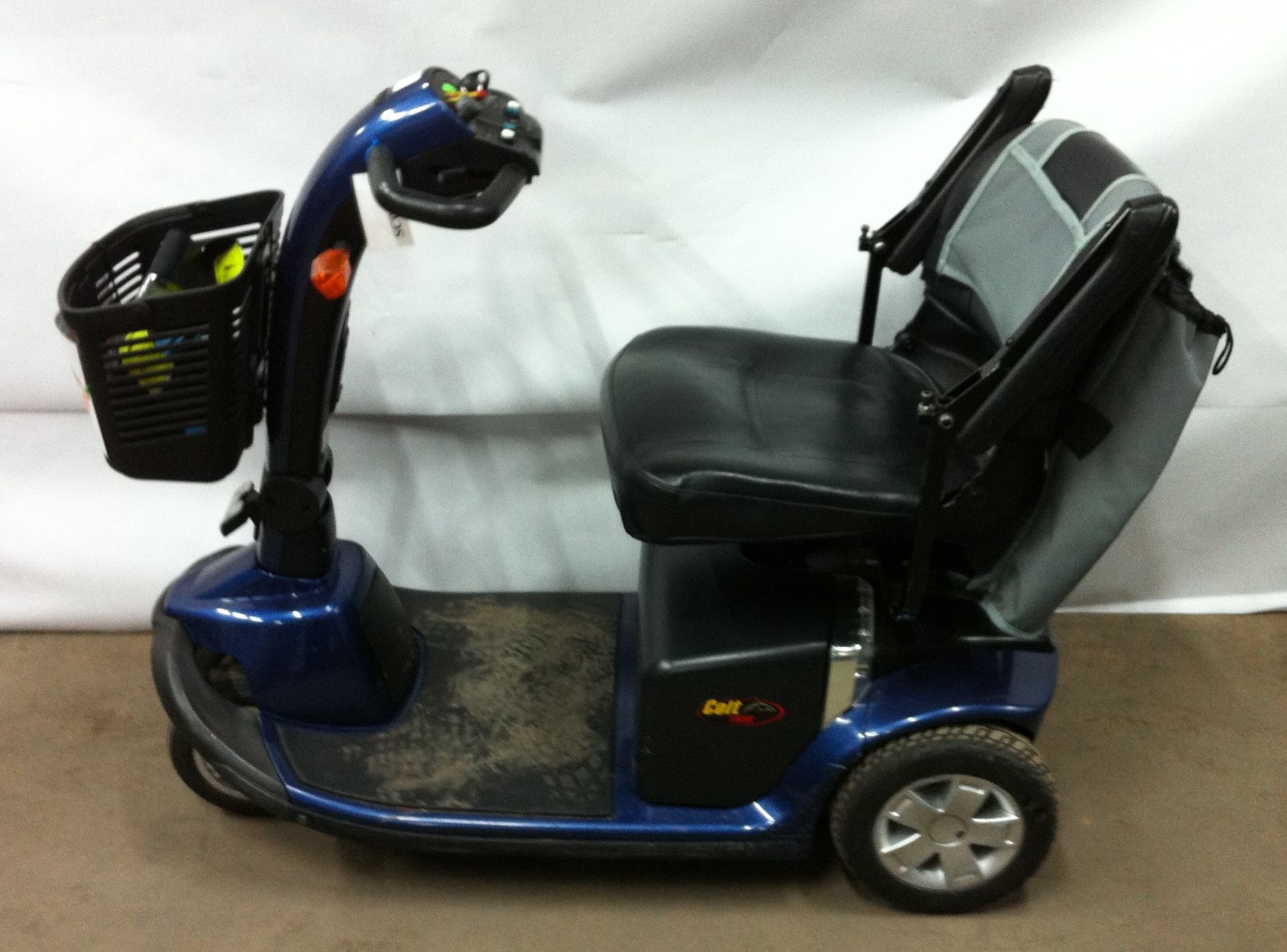 Pride Colt Twin mobility scooter - Image 3 of 4