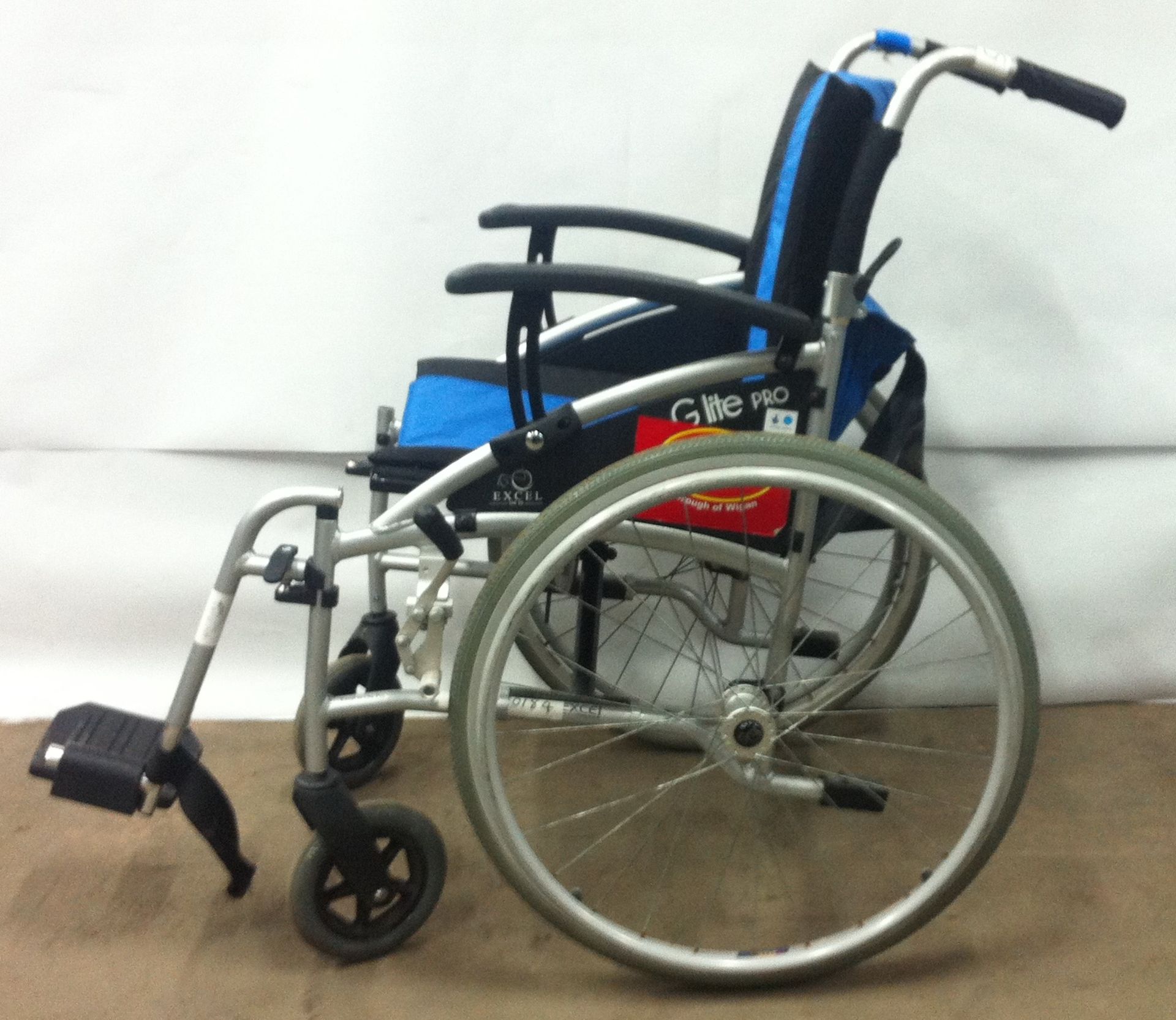 G-Lite Pro Wheelchair - Image 2 of 3