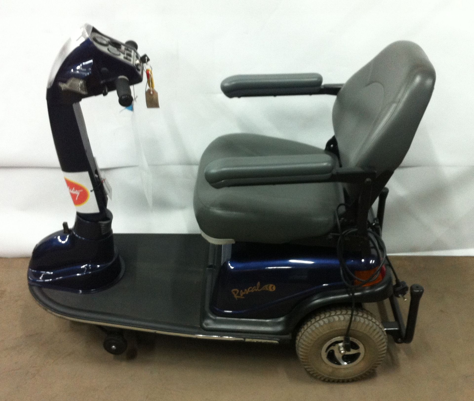 Rascal 600T Mobility Scooter - Image 3 of 4