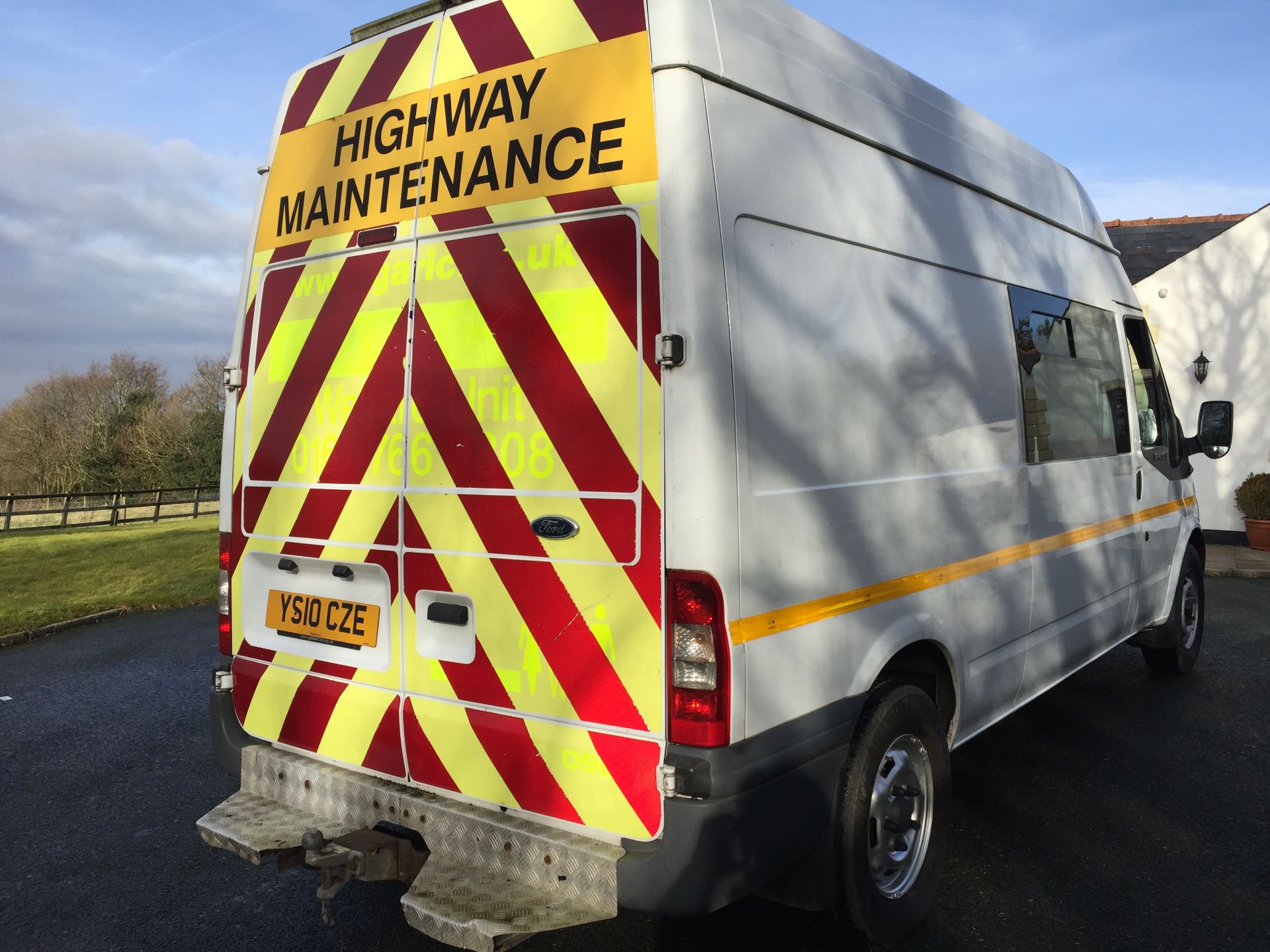 Ford Transit Welfare Van With Seating Area, Cooking Station and Toilet Ex-Commisioned Highway Mainte - Image 4 of 10