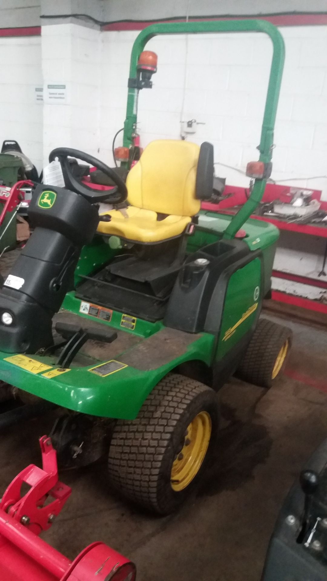 John Deere 4WD 1445 Series II 4WD Ride On Mower Hours: 943 (Excludes Trimax Flaildek FX 155 Attachm - Image 10 of 12