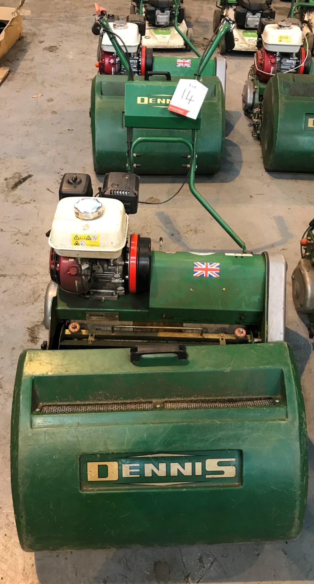 Dennis FT 610 Cylinder Mower w/ Cassette & Grass Box | 2015