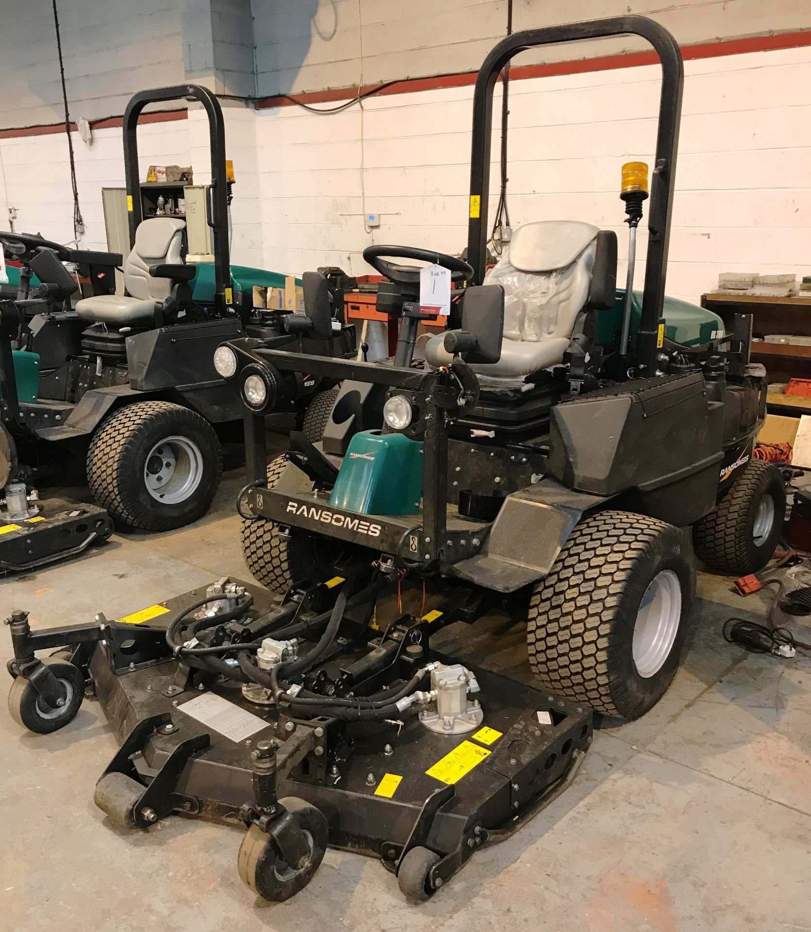 Ransomes HR300 Outfront Rotary Mower | 16 Plate | Hours: 663