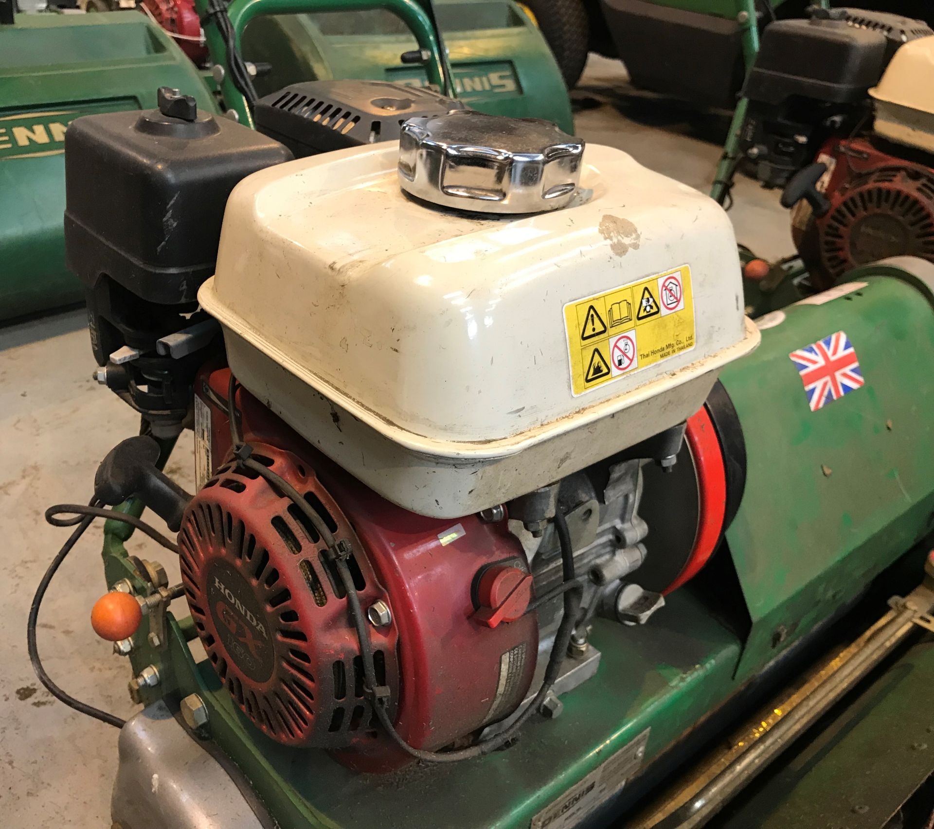 Dennis FT 610 Cylinder Mower w/ Cassette & Grass Box | 2015 - Image 6 of 7