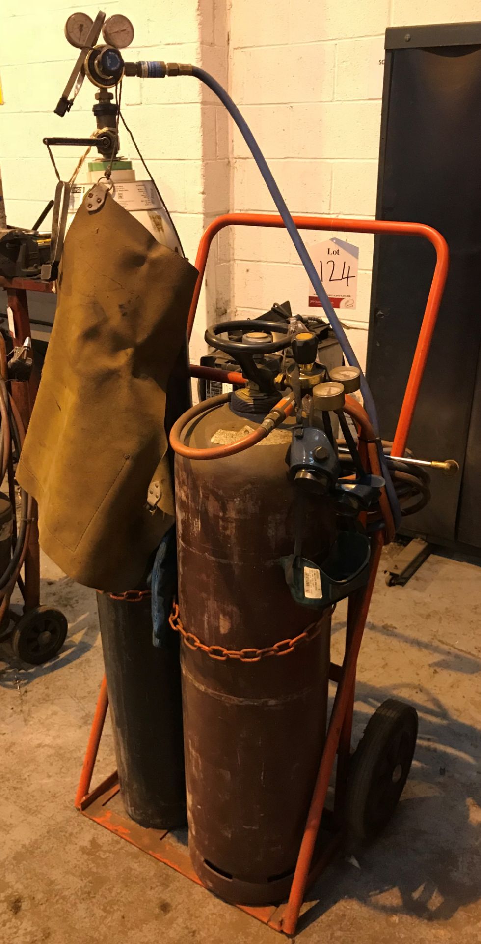 Double Bottle Trolley w/ Welding Torch