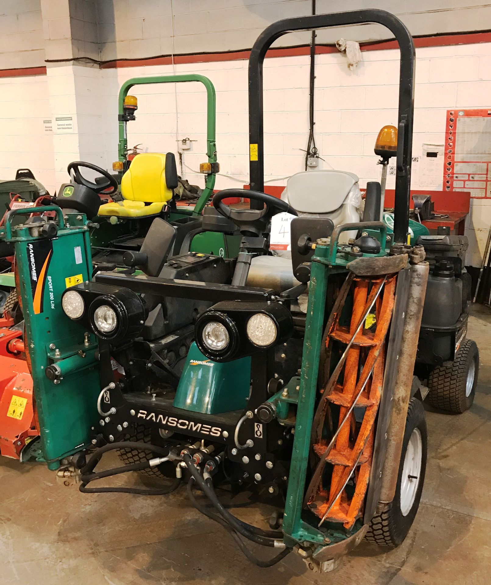 Ransomes Highway 3 Cylinder Mower | 16 Plate | Hours: 1029 - Image 2 of 7