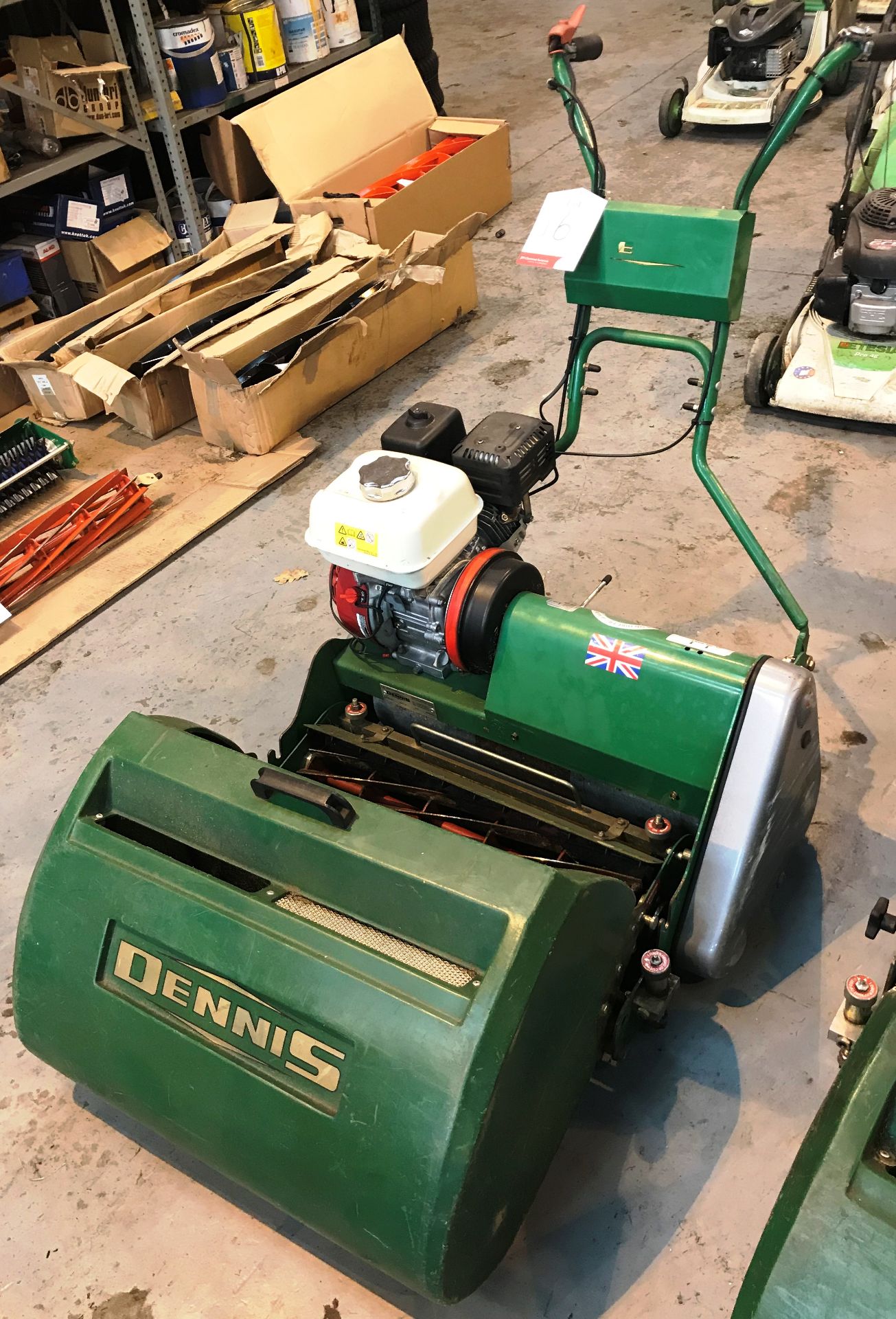 Dennis FT 610 Cylinder Mower w/ Cassette & Grass Box | 2015 - Image 3 of 7