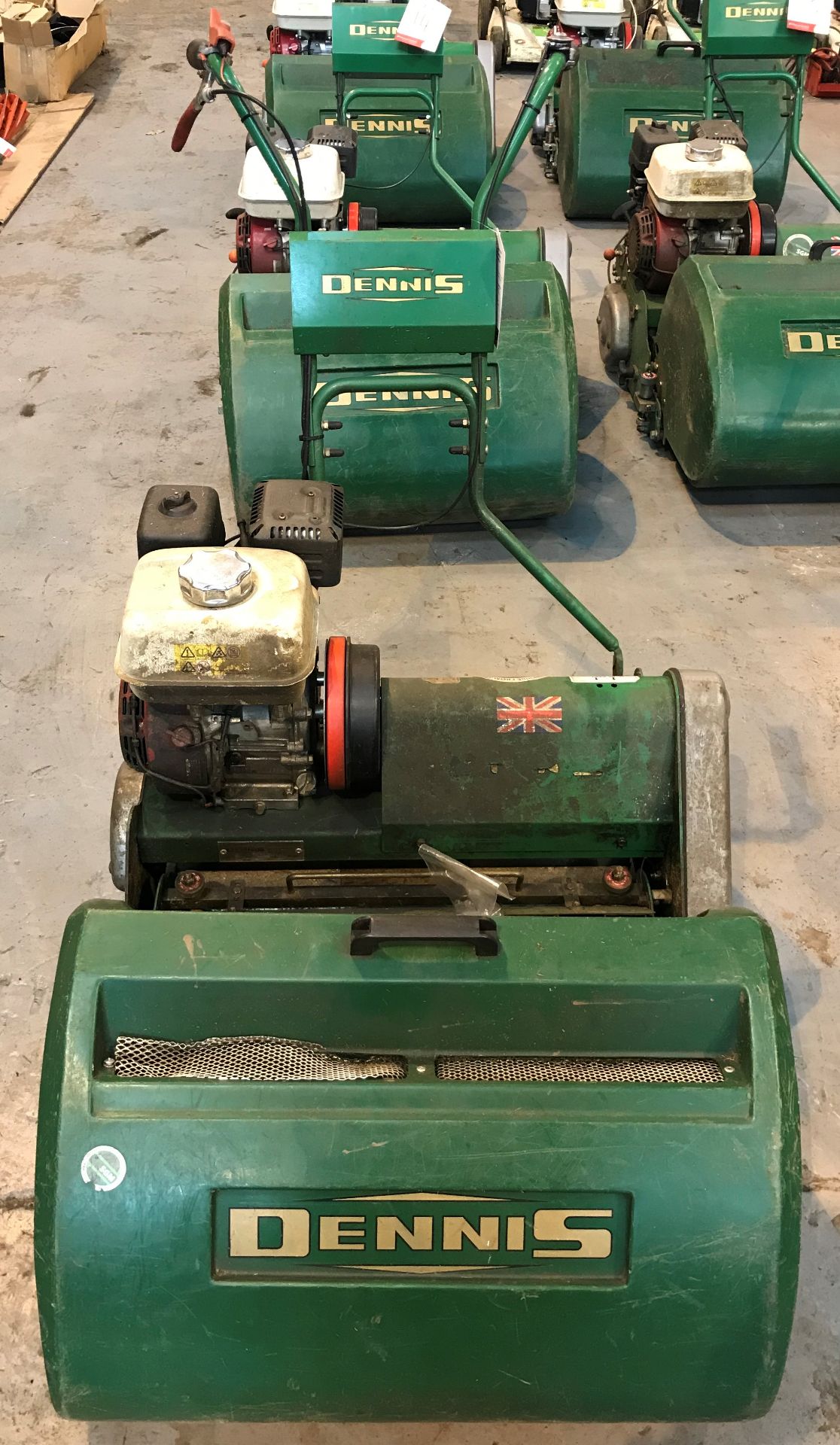 Dennis FT 610 Cylinder Mower w/ Cassette & Grass Box | 2015