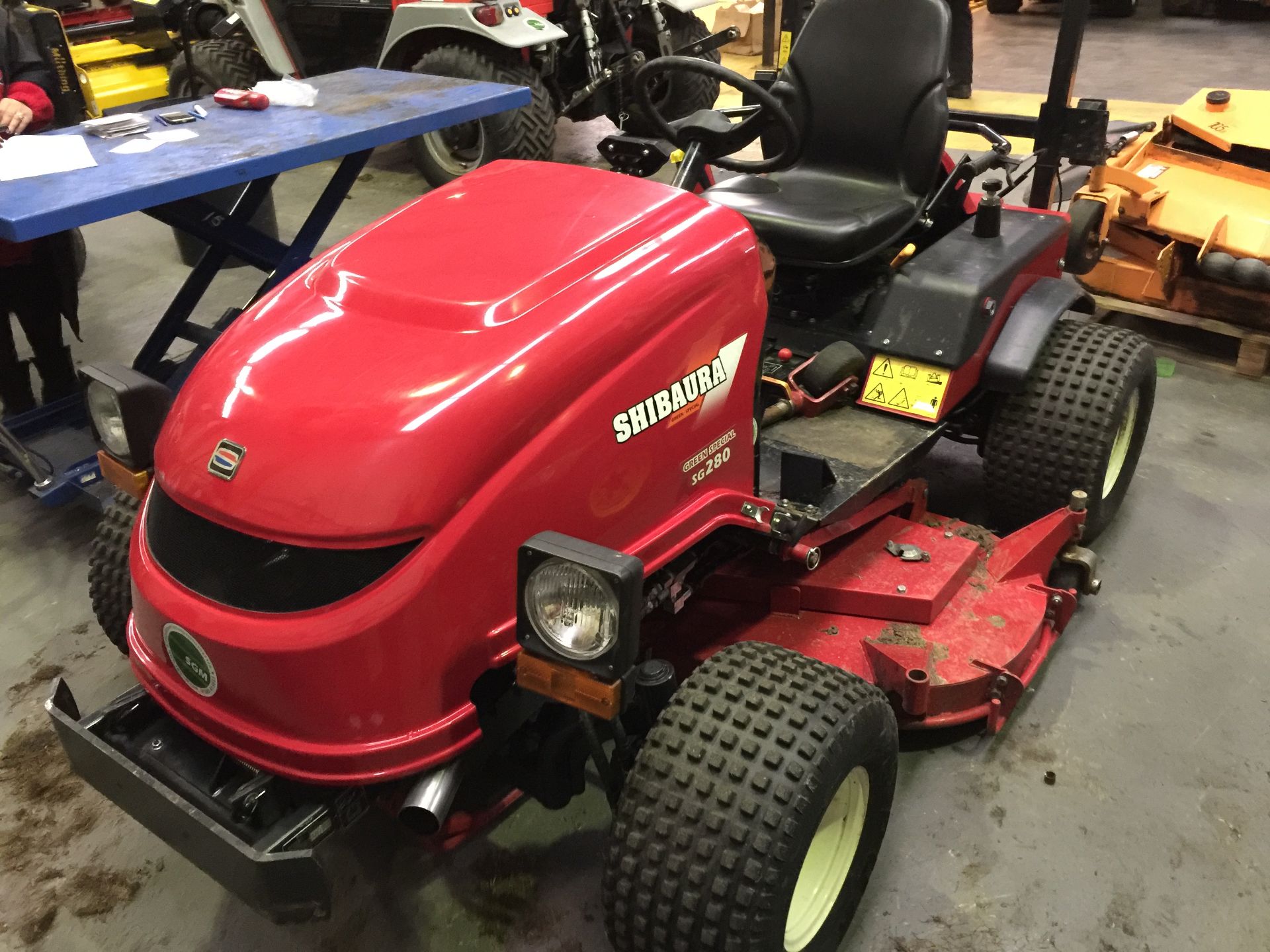 Shibaura Tractor Green Special SG280 Rough Terrain Slope Mower - Image 3 of 5