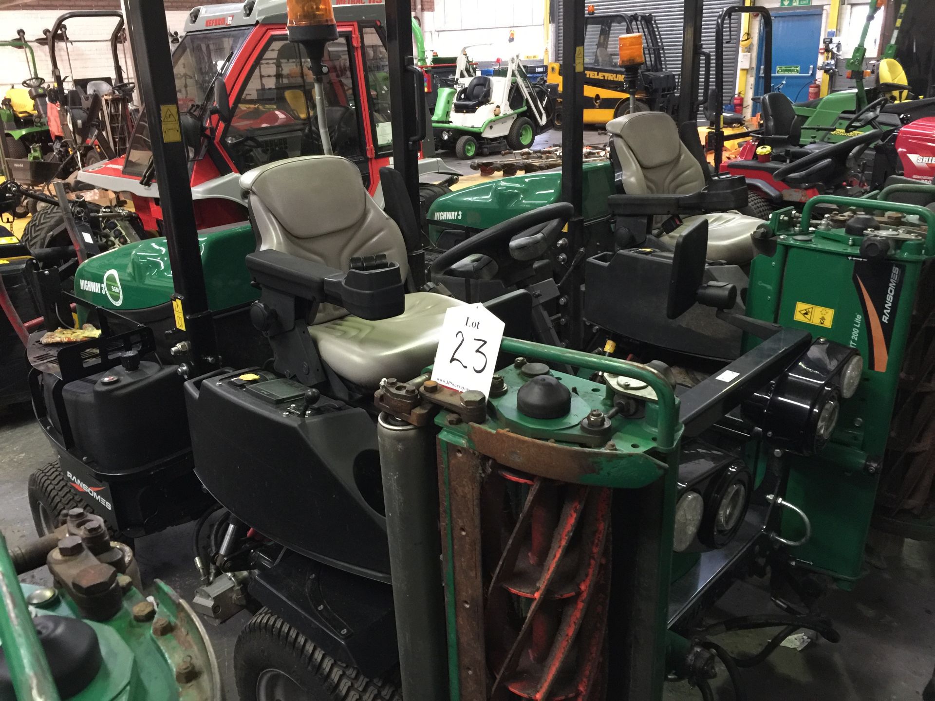 Ransomes Highway 3 LGEA340 4WD Ride on Mower