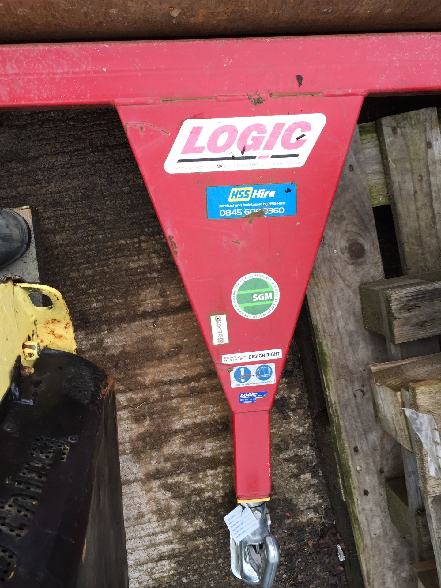 2016 Logic BR180 288kg Roller (red) - Image 2 of 2
