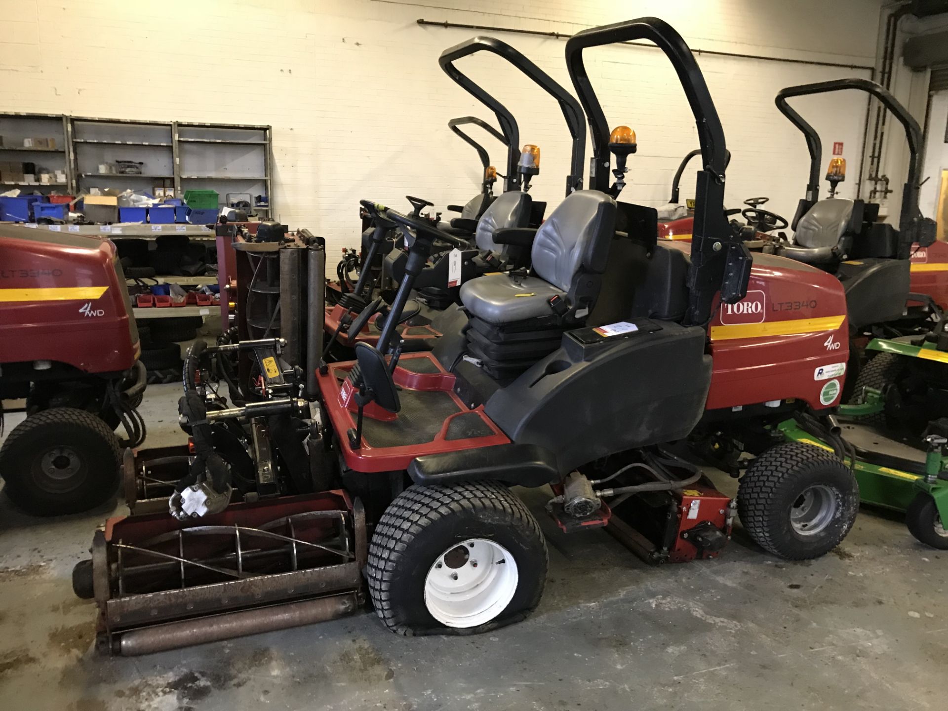 Toro LT3340 4WD 3 Gang Ride On Reel Mower | 2015