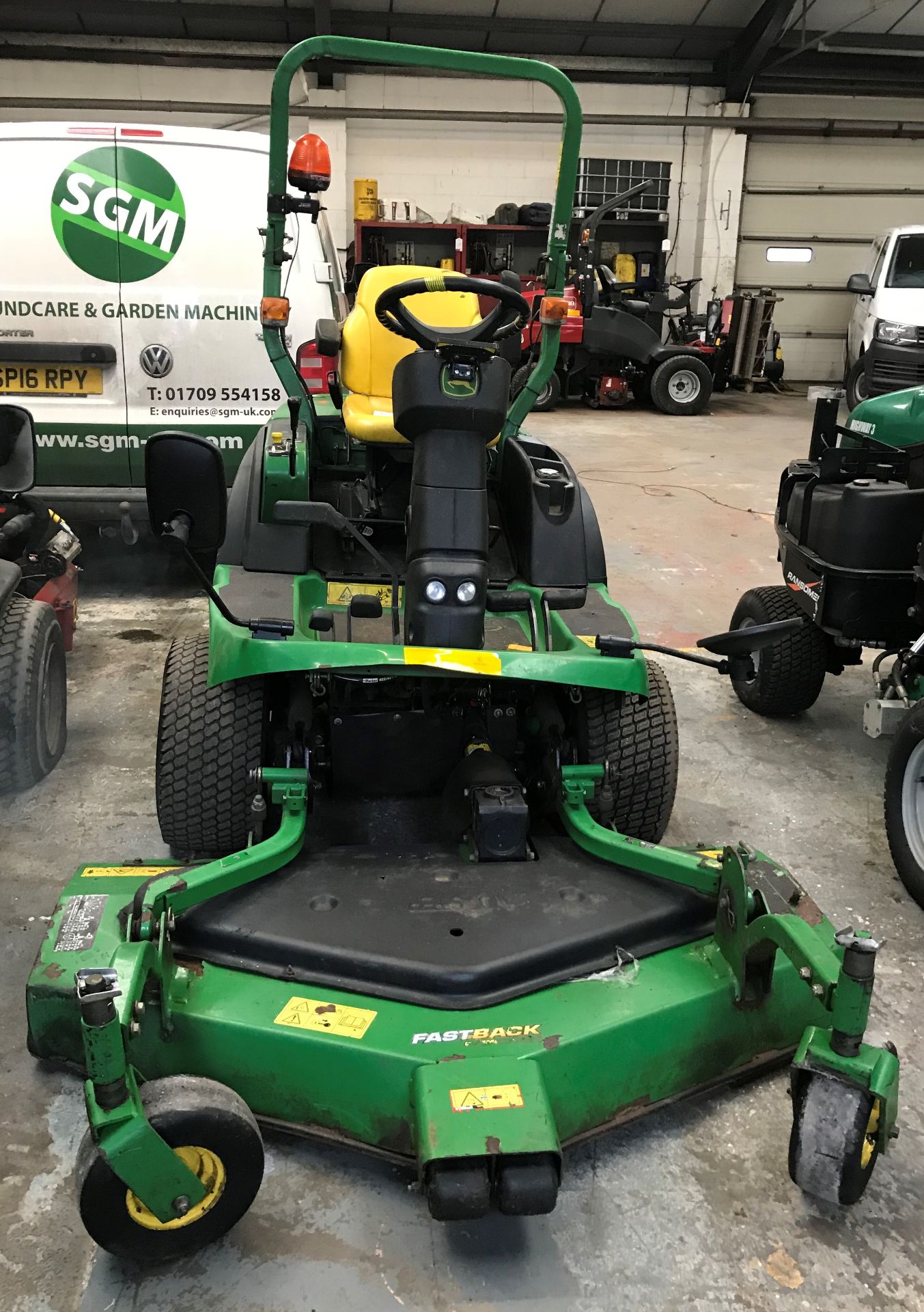 John Deere 4WD 1445 Series II Mower W/ Fastback Commercial 62" Cutting Head | 2012 - Bild 3 aus 9