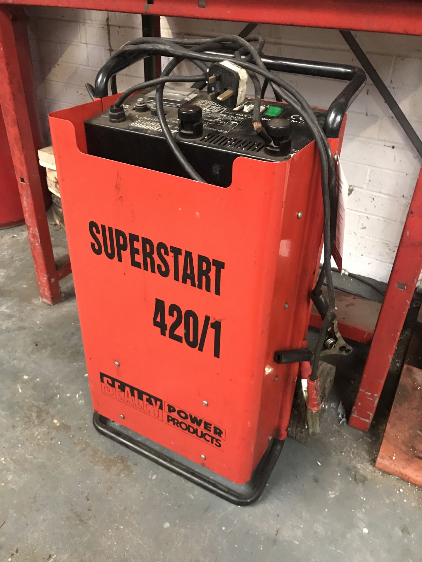 Sealey Superstart 420/1 Professional Starter/Charger