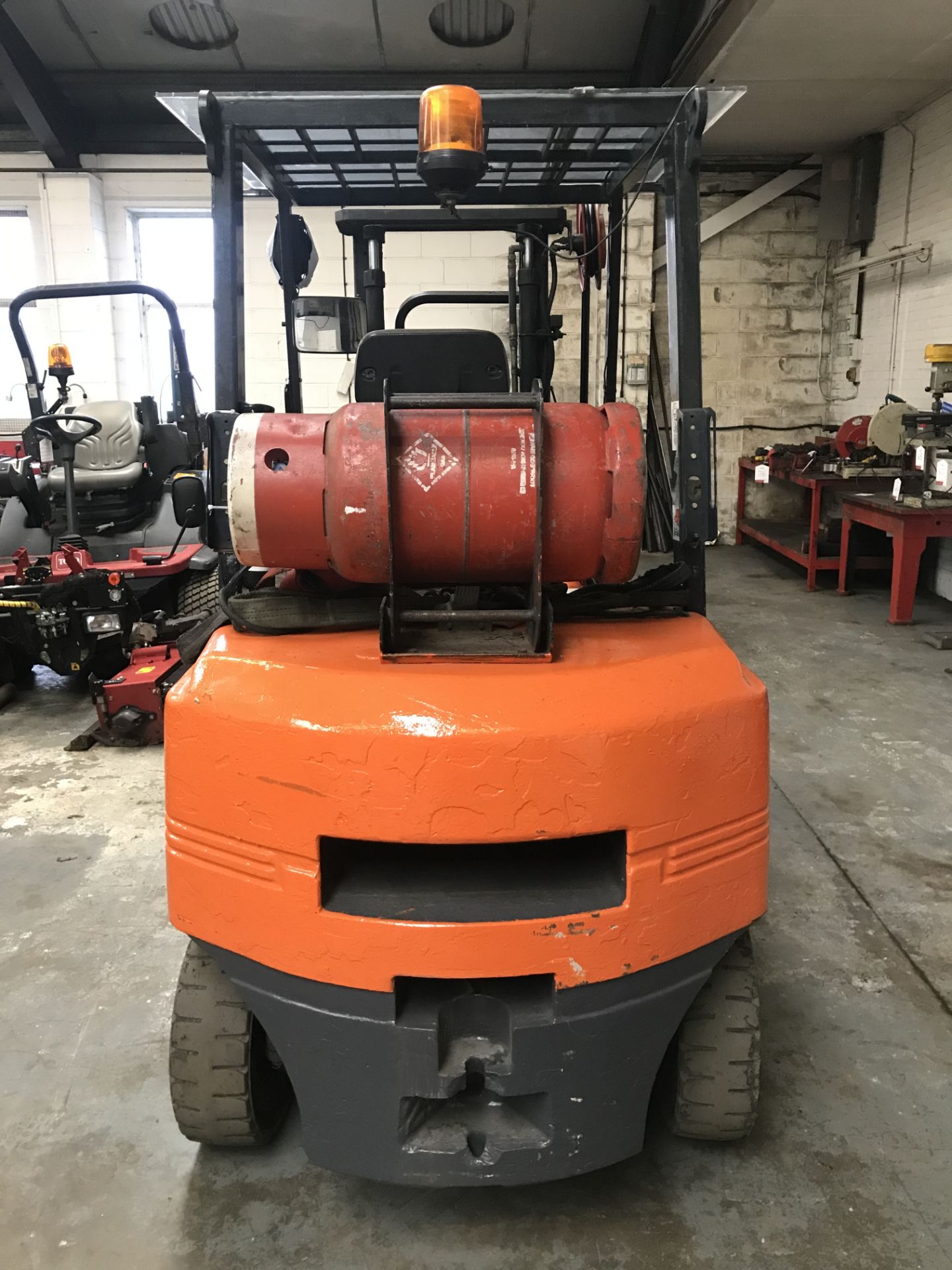 Puma FG25 Gas 2.5T Forklift | 1994 | Hours: 5,142 - Bild 5 aus 5