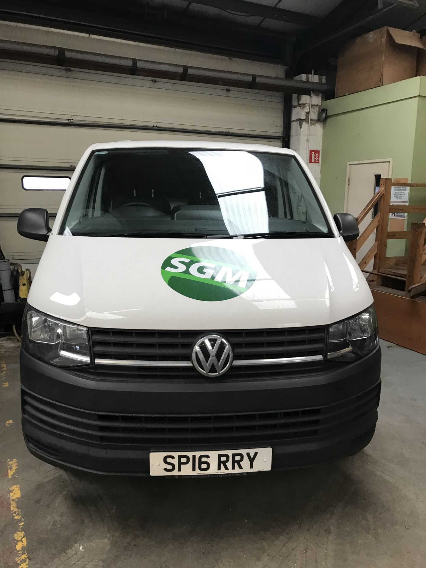 VW Transporter T28 S-Line TD | Reg: SP16 RRY | Mileage: 18,144 - Bild 2 aus 8