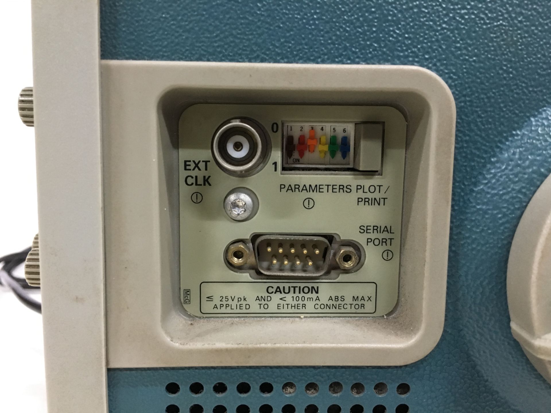 Tektronix 2221 Analog Oscilloscope - Image 3 of 4