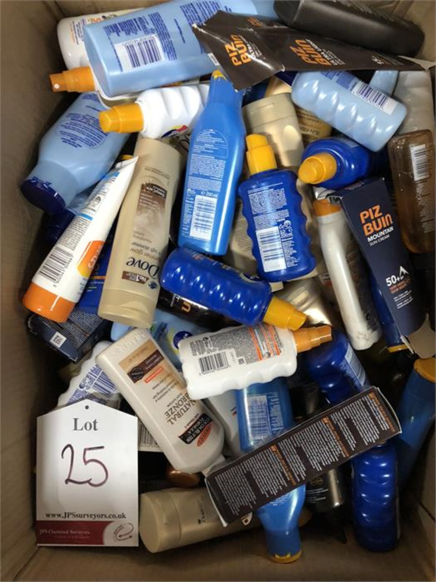 190 x Sun Care Products RRP £1080 Retail Store Returns