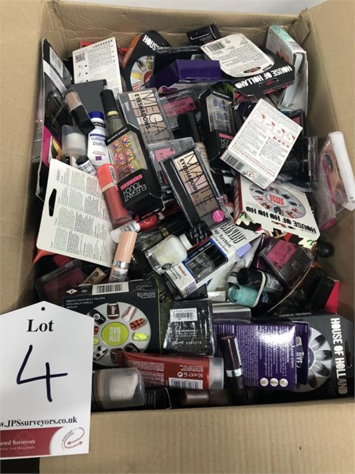 385 x Makeup Products RRP £1322 Retail Store Returns