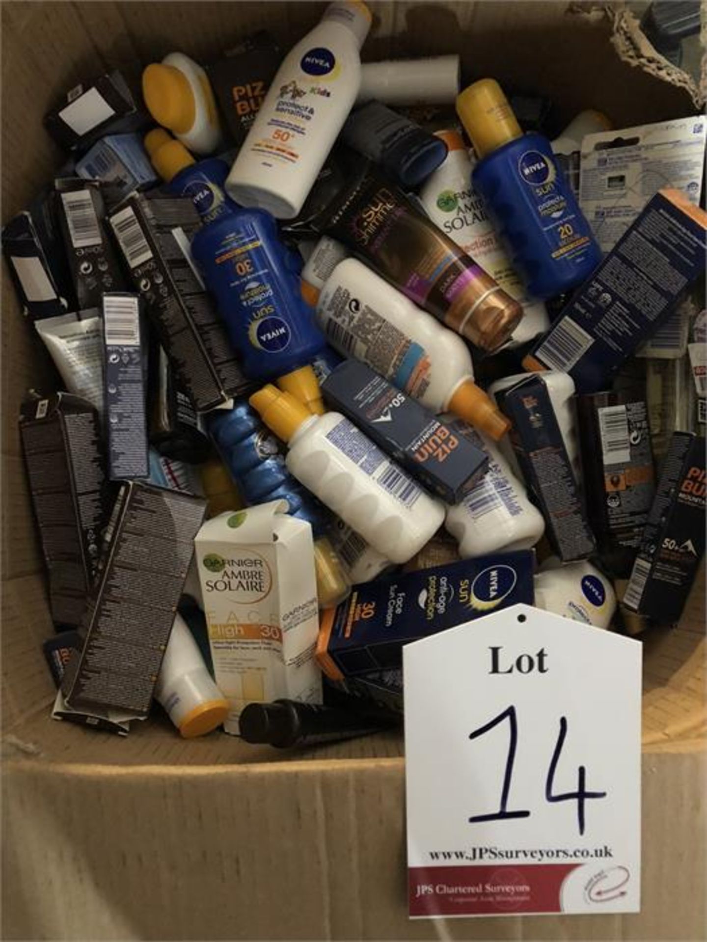 230 x Sun Care Products RRP £1575 Retail Store Returns