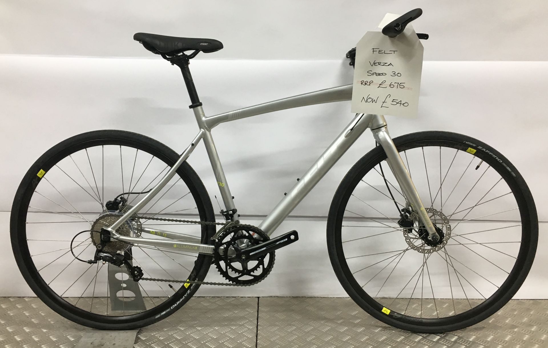 Felt Verza Speed 30 Hybrid Bike. Ex-Display. RRP £675