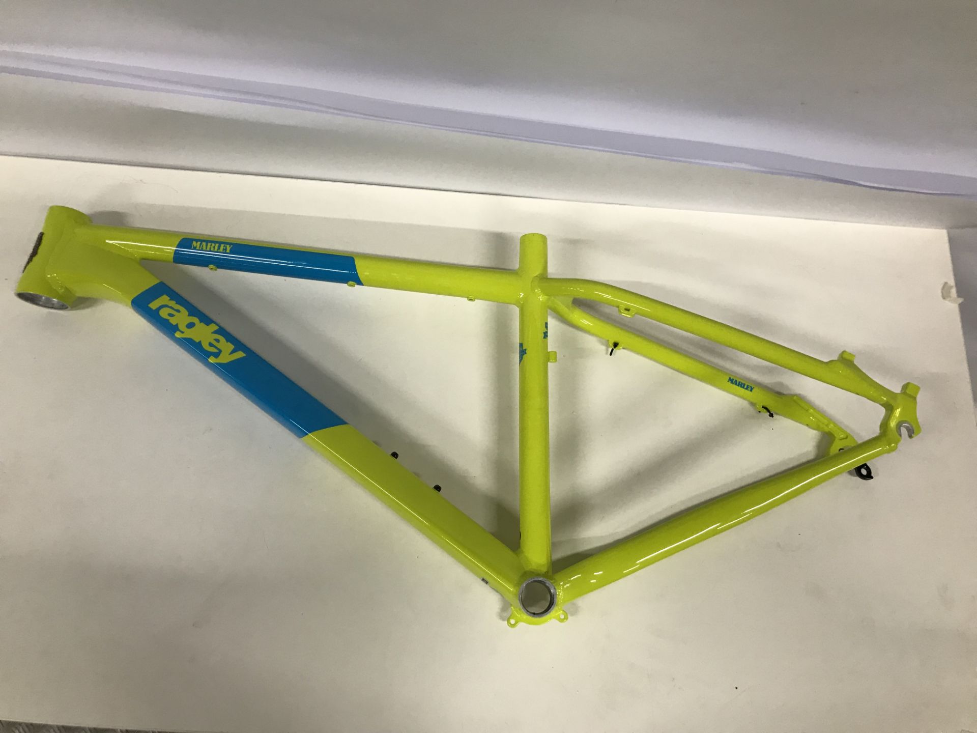 Ragley Marley Bike Frame - Lime/Blue - Image 3 of 5