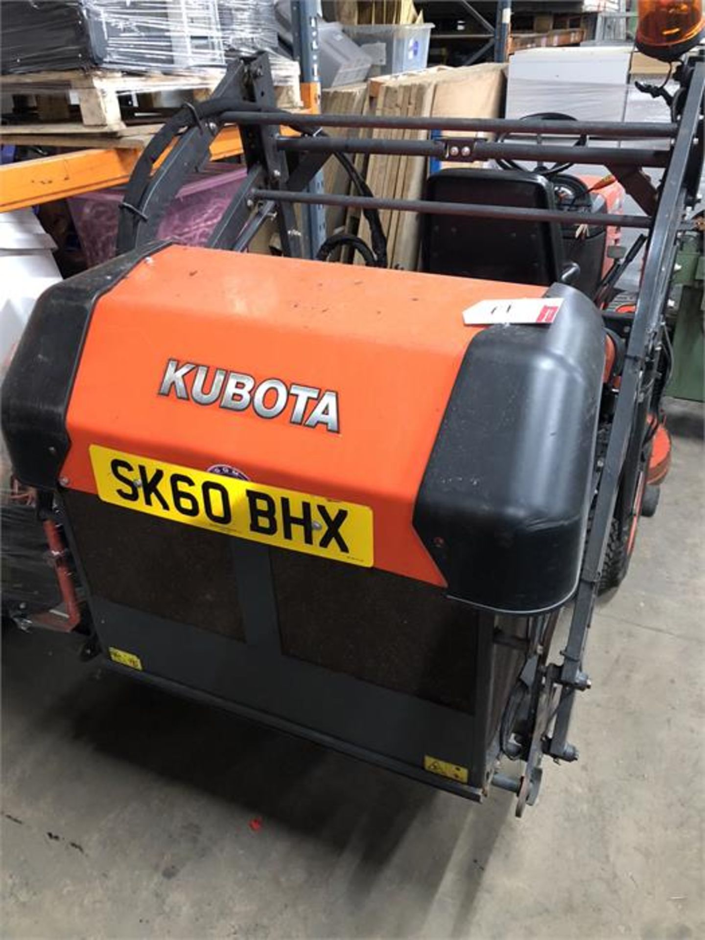 Kubota G23 Ride on Mower - Image 6 of 7