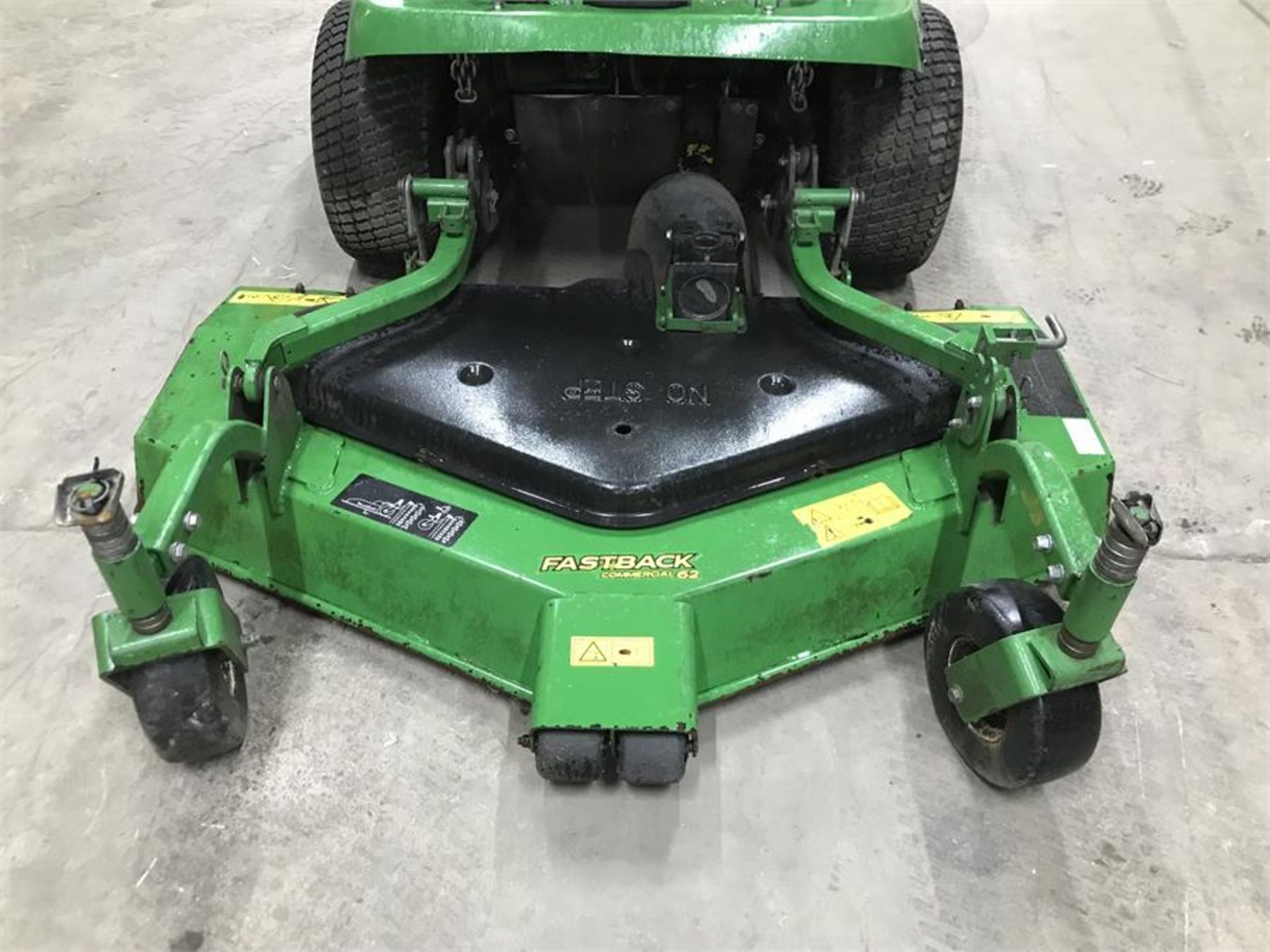 John Deere 1570 TER C 4WD Front Rotary Mower with Fastback Commercial 62 Attachment - Image 6 of 7