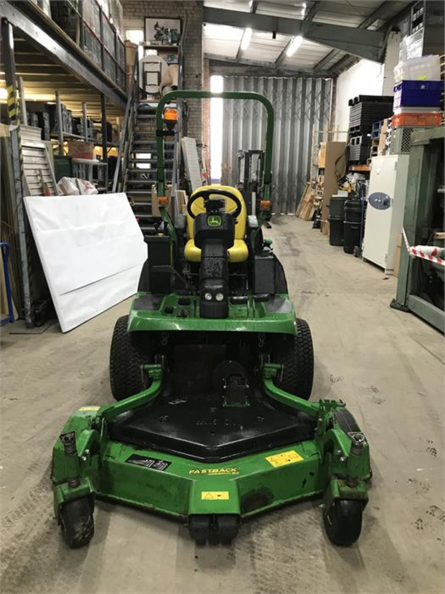 John Deere 1570 TER C 4WD Front Rotary Mower with Fastback Commercial 62 Attachment - Image 2 of 6