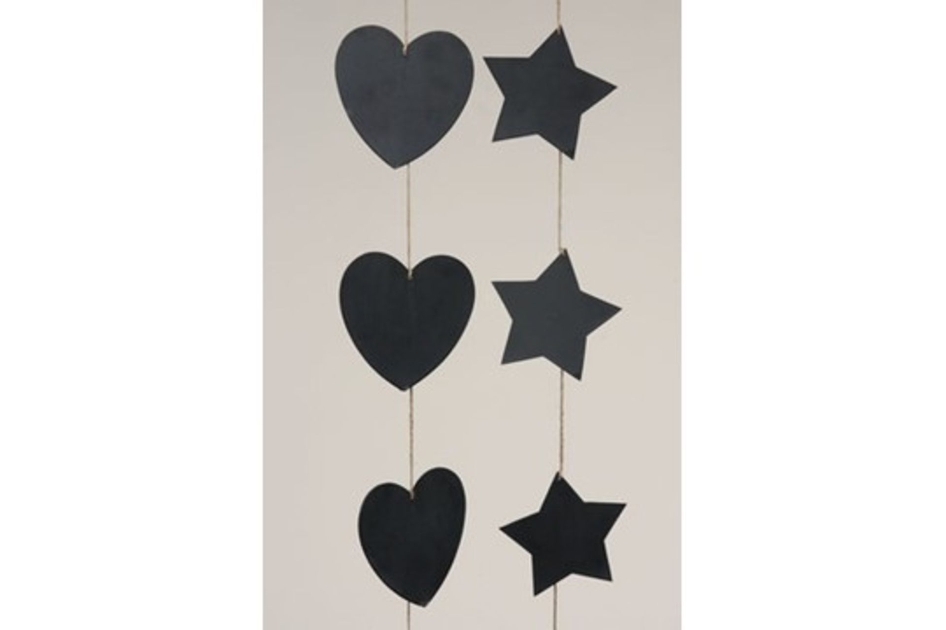 197 X CHALKBOARD STICKERS, CHALKBOARDS, HANGING HEARTS. RRP £ 1,067.15 - Image 4 of 4