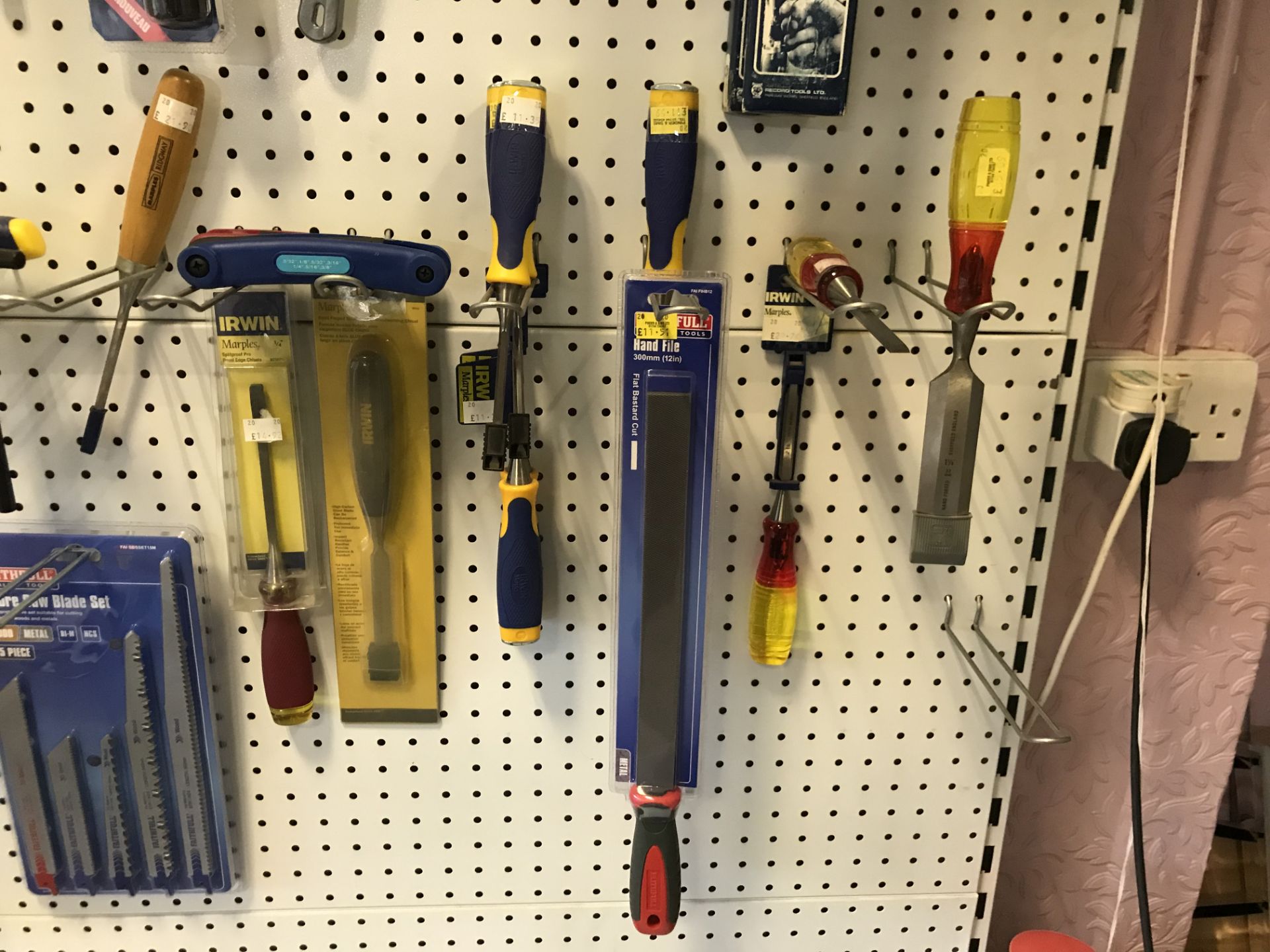 Quantity of Various Hand Tools & Drill Bits as per photos - Bild 5 aus 13