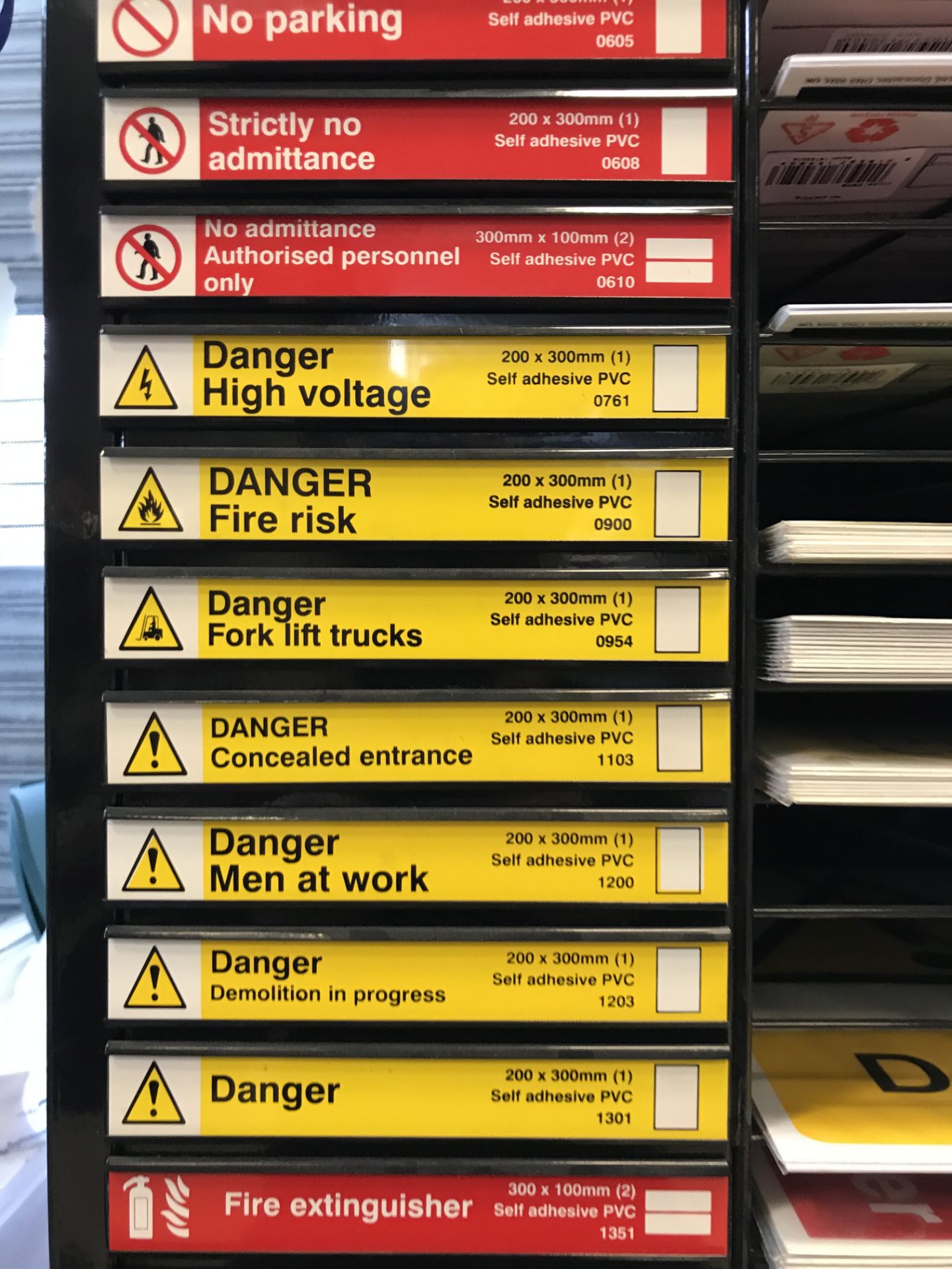 Quantity of Various Safety Signs (Adhesive & Magnetic) as per photos - Image 6 of 9