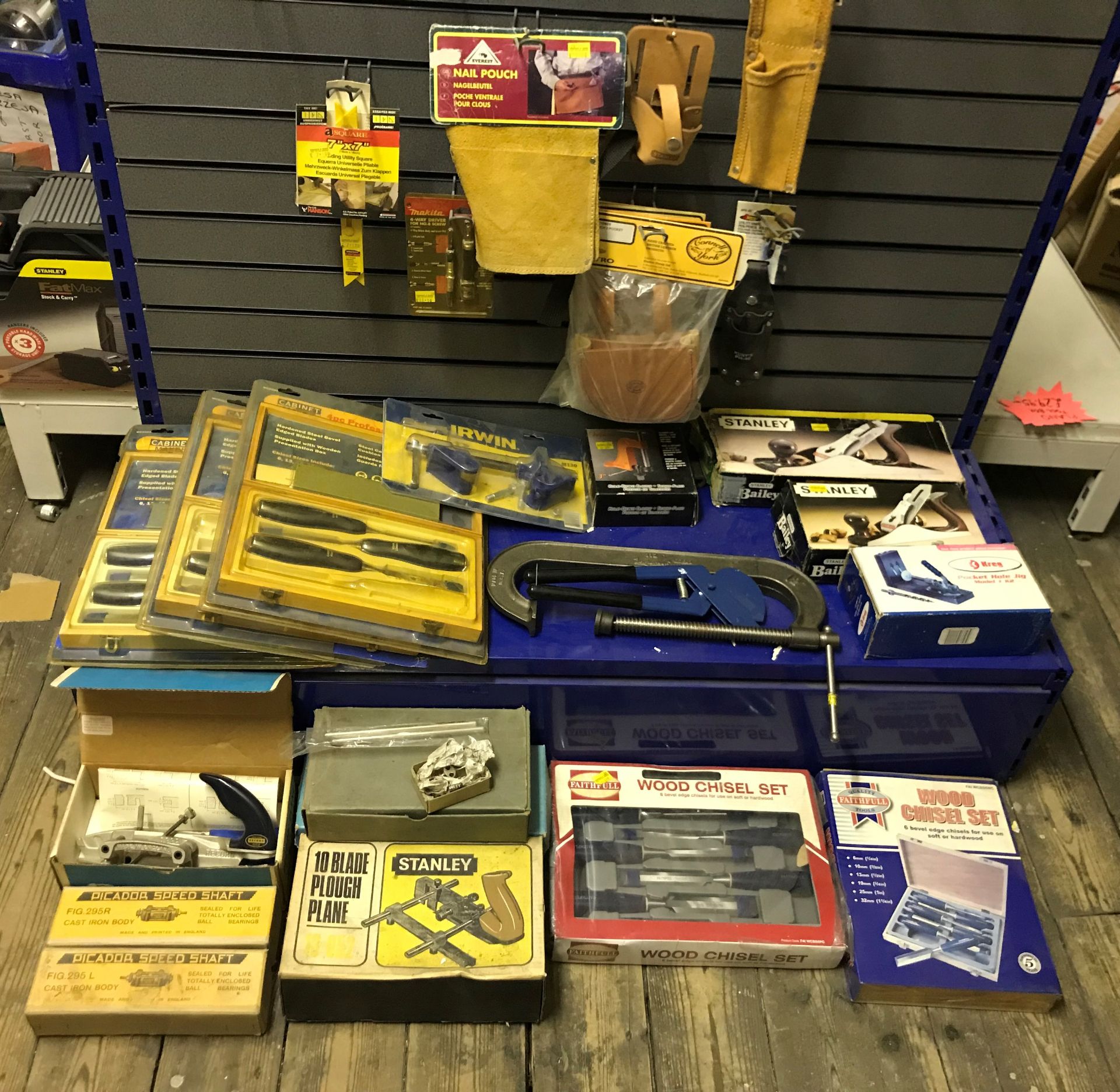 Quantity of Woodworking Equipment & Tools