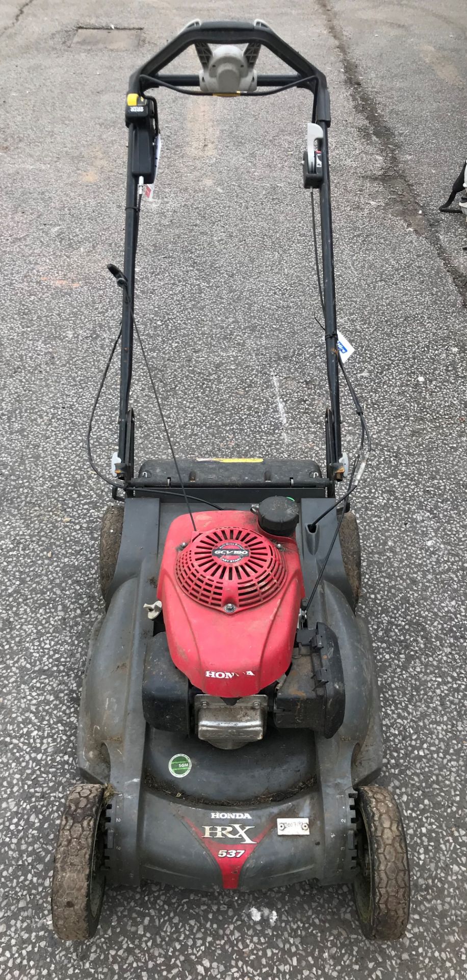 Honda HRX537VY Self-Propelled Petrol Lawn Mower - 21" | YOM: 2015