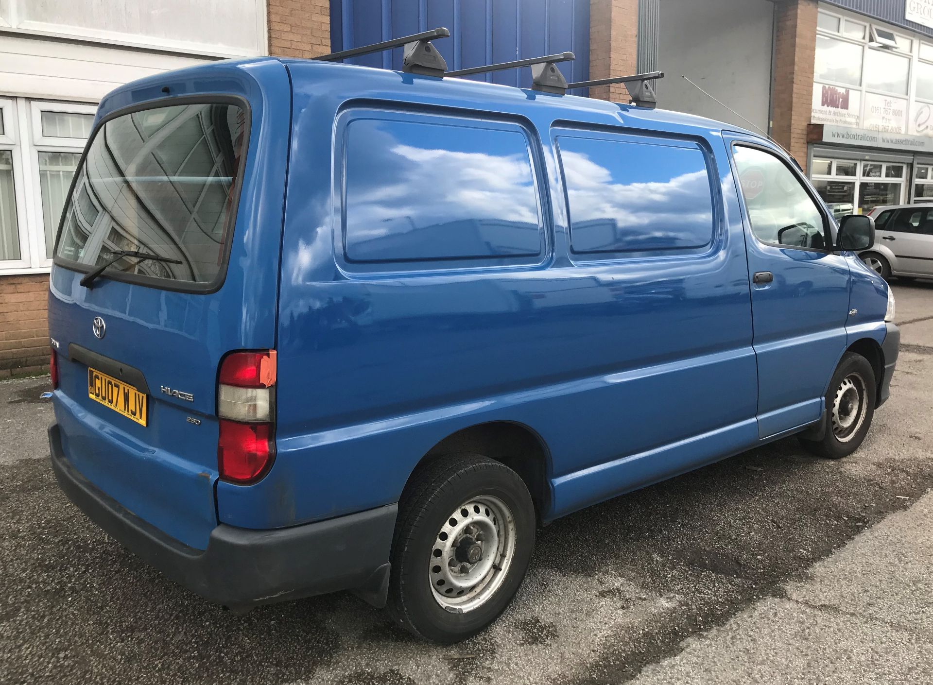 Toyota Hi-Ace 280 D-4D 95 SWB Panel Van | Diesel | GU07 WJV | 140,263 Miles - Image 3 of 9