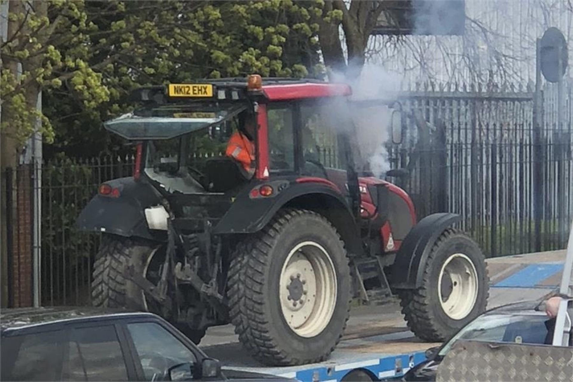 Valtra N82 Tractor 4400cc Diesel - NK12 EHX - Image 11 of 16