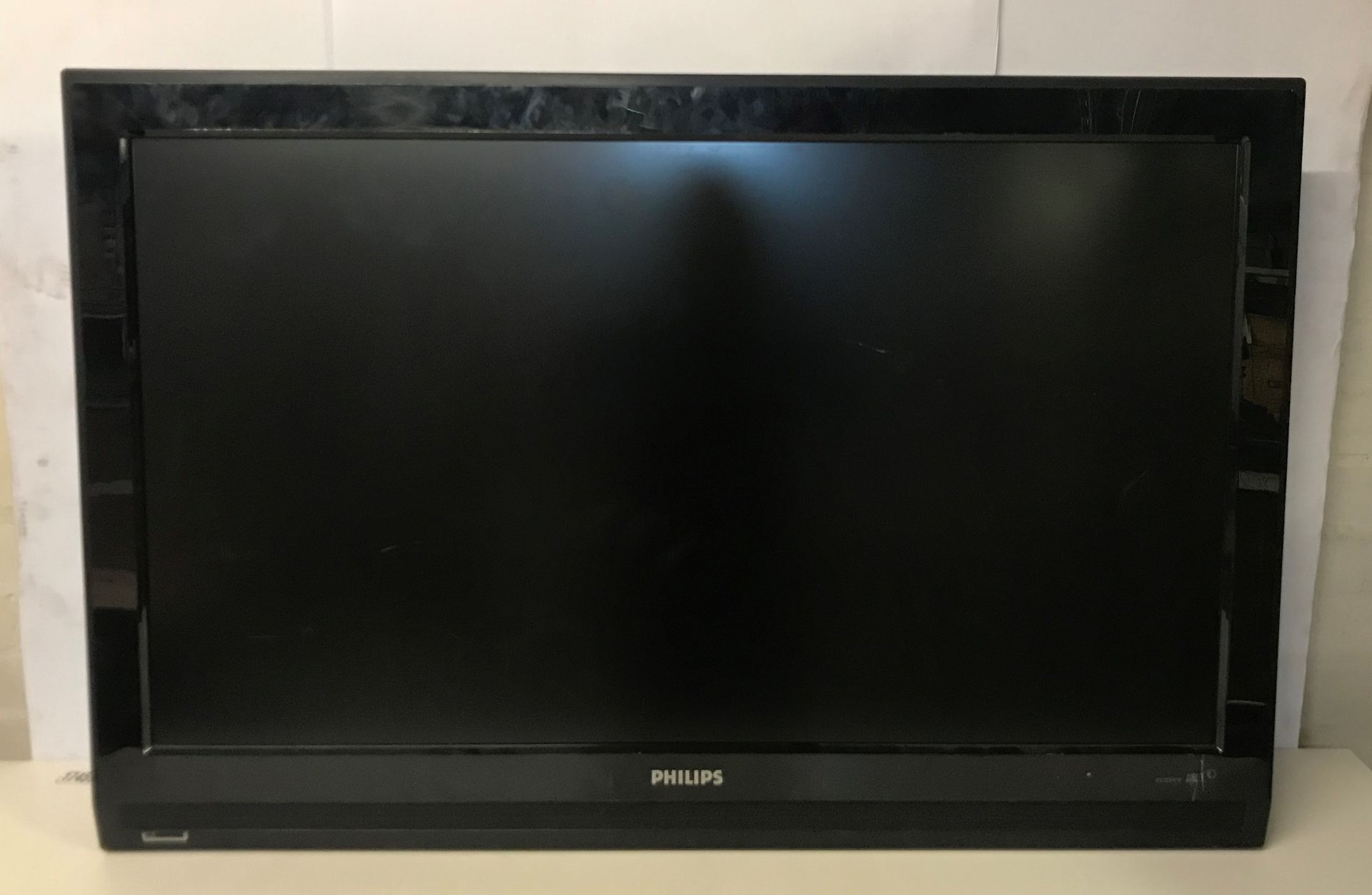 Philips 42PFL5522D/05 42" Widescreen LCD TV