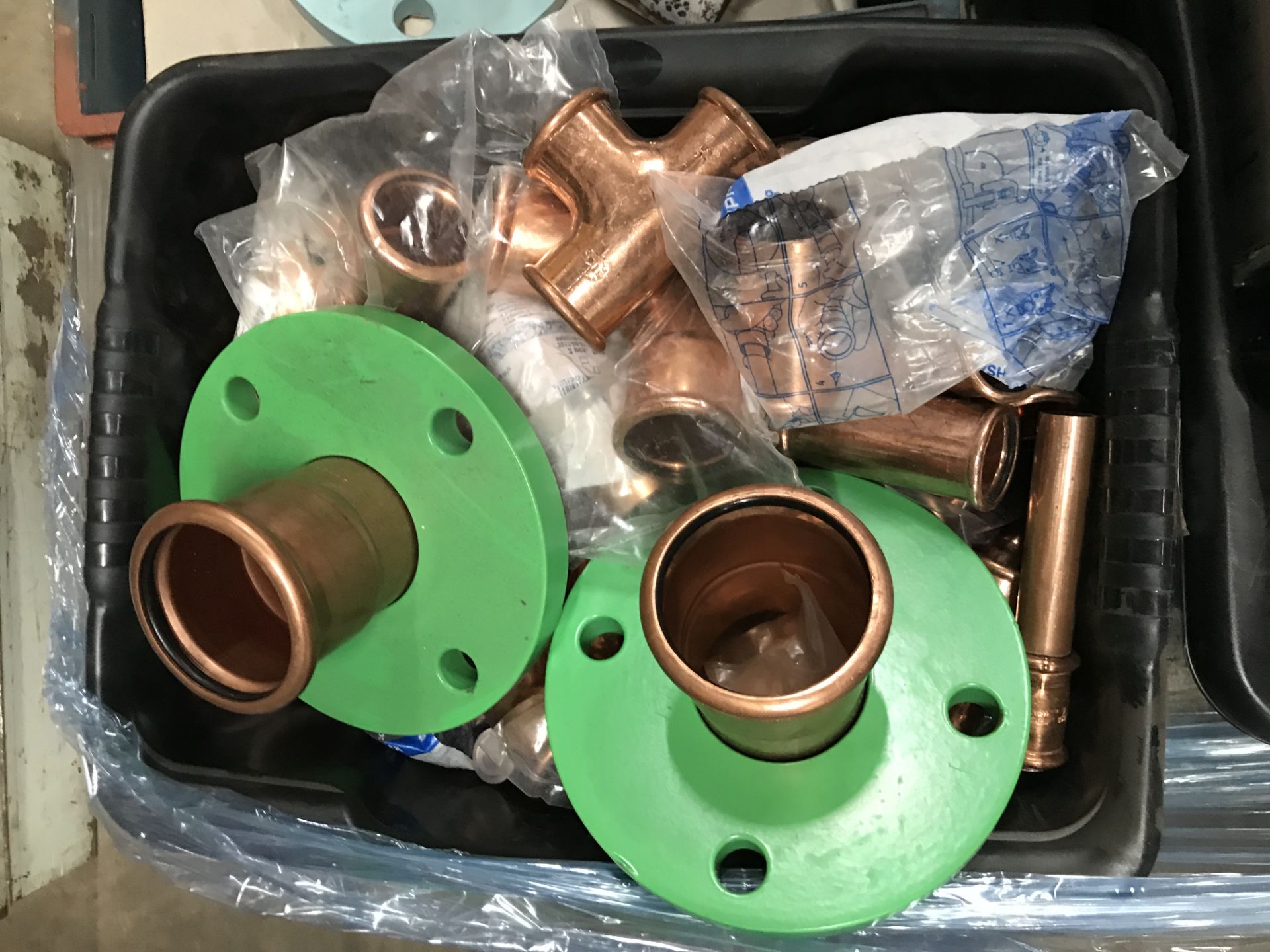 Quantity of Spare Brass & Copper Piping, Tubing and Clip Attachments as per photos - Image 6 of 11