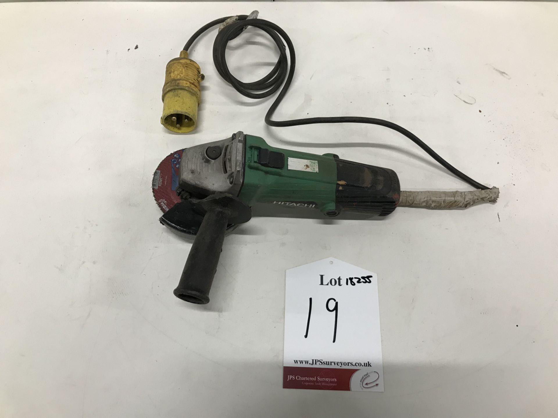 Hitachi G1255 Angle Grinder