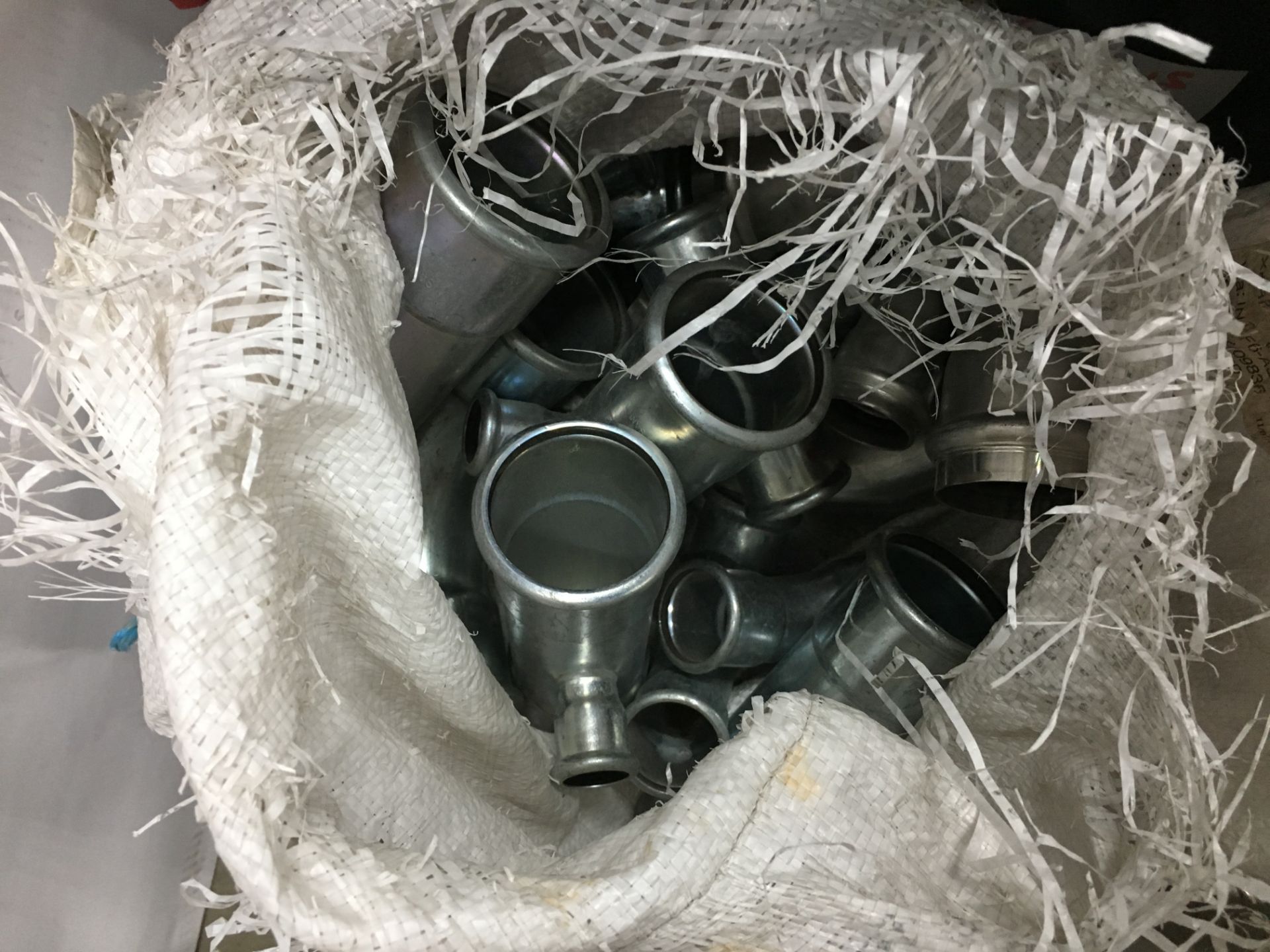 Quantity of Various Stainless Gas Fittings, 54mm Copper Fittings, 1/2" Flexi Hoses and Iron Fittings - Image 7 of 7