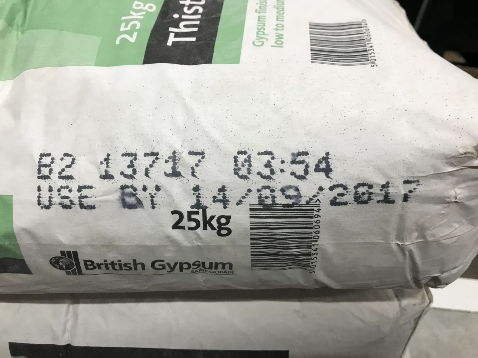 4 x 25KG Bags of British Gypsum Thistle Board Finish Cement - EXP 14/09/2017 - Image 3 of 3