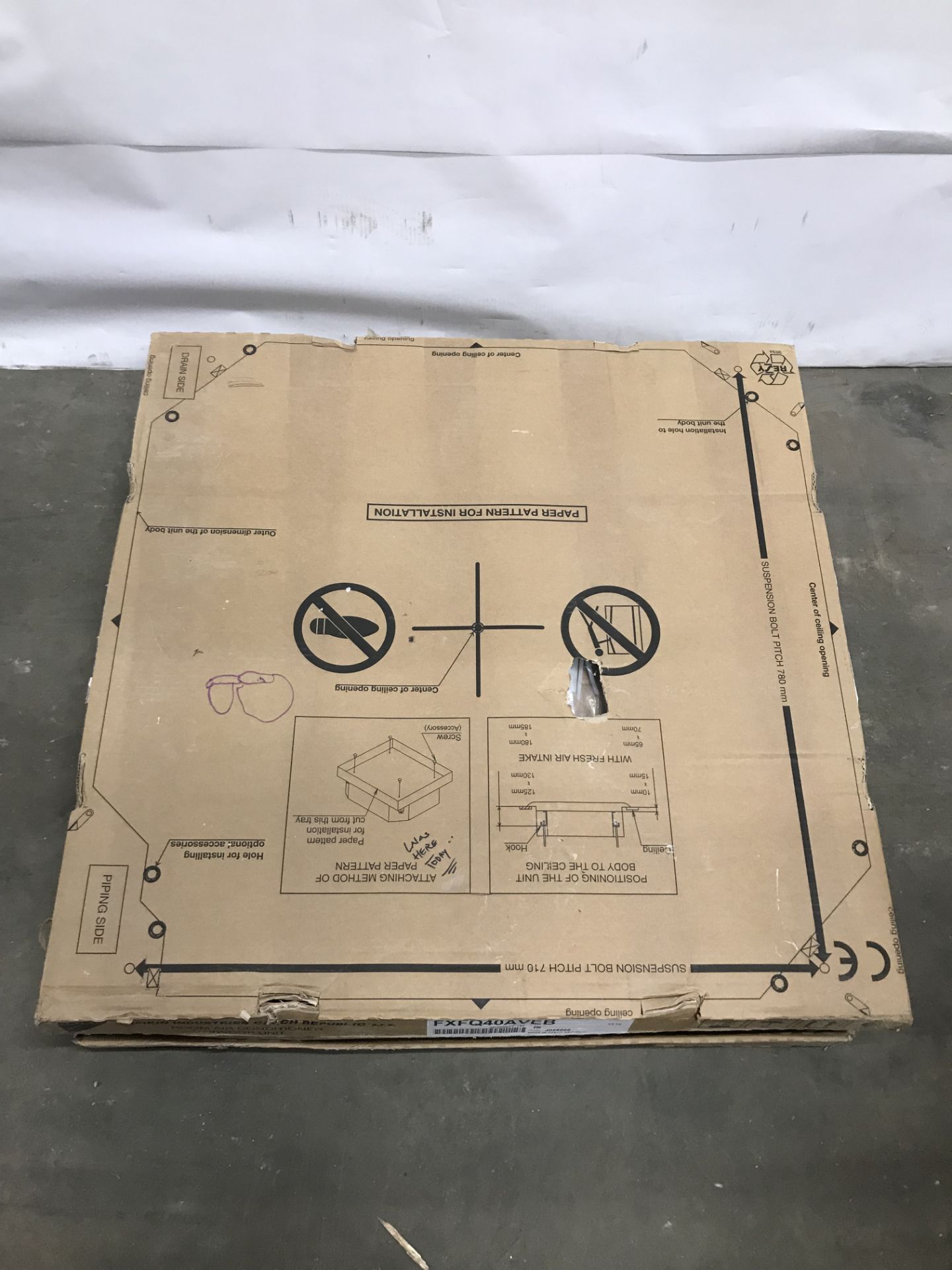 Daikin FXFQ40AVEB Indoor Air Conditioning Cassette Unit - Image 2 of 3